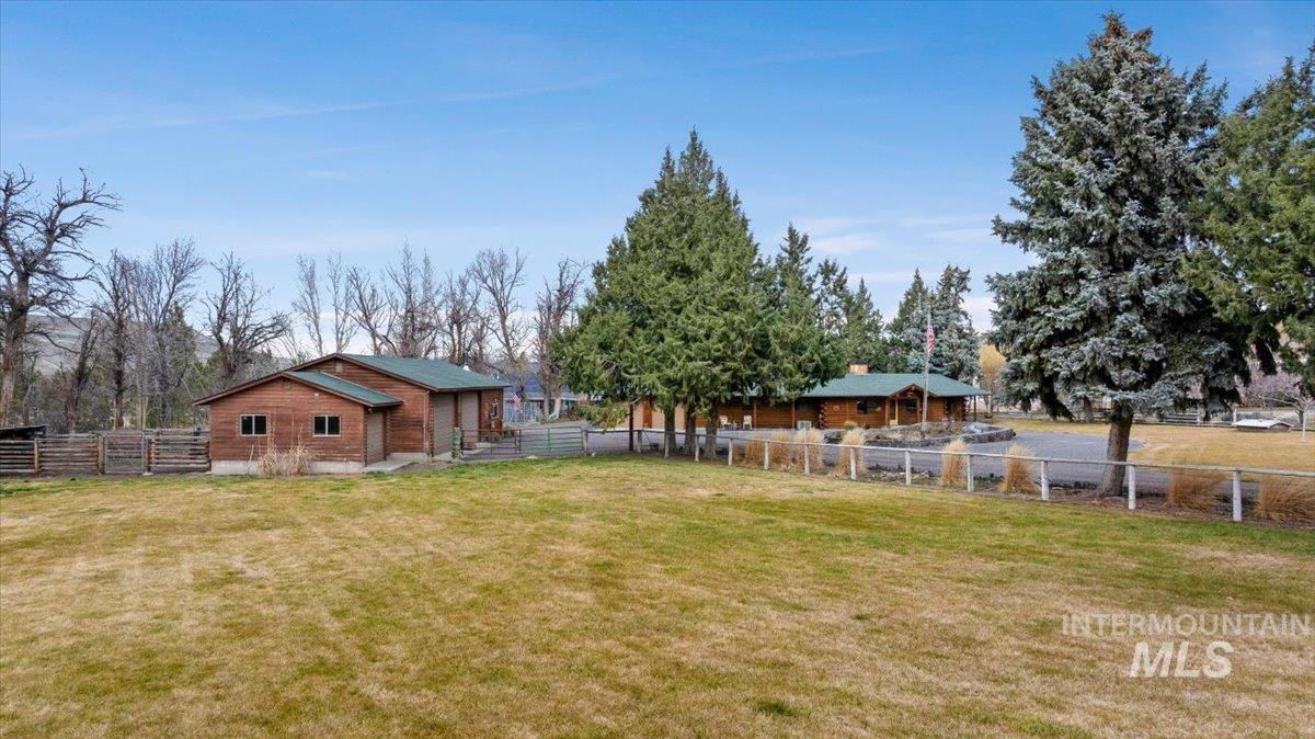 221 Willow, Hagerman, Idaho 83332, 3 Bedrooms, 2 Bathrooms, Residential For Sale, Price $695,000, 98976478