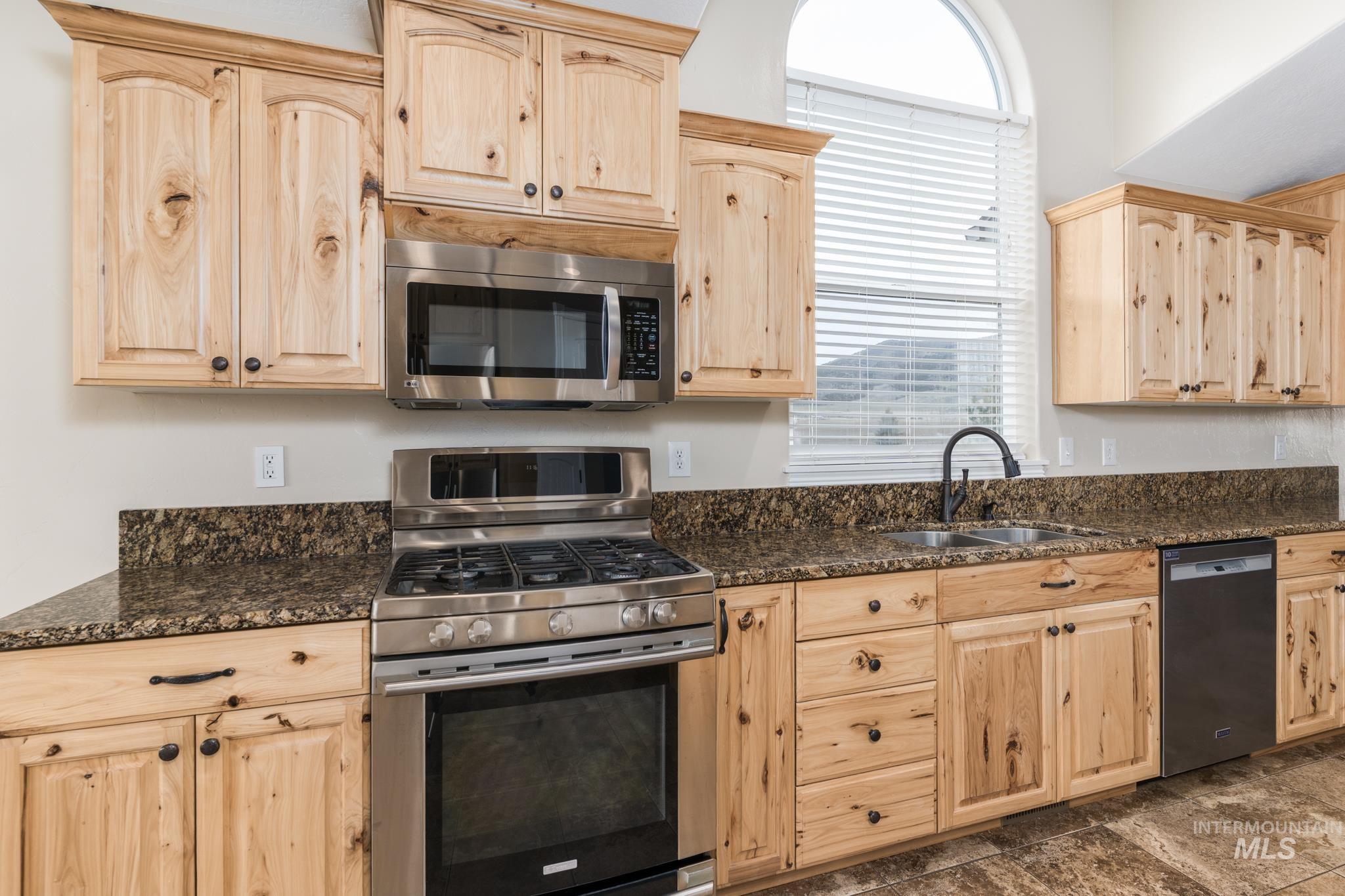 26125 S Old Malad Hwy, Downey, Idaho 83234, 3 Bedrooms, 4 Bathrooms, Farm & Ranch For Sale, Price $1,099,000,MLS 98976479