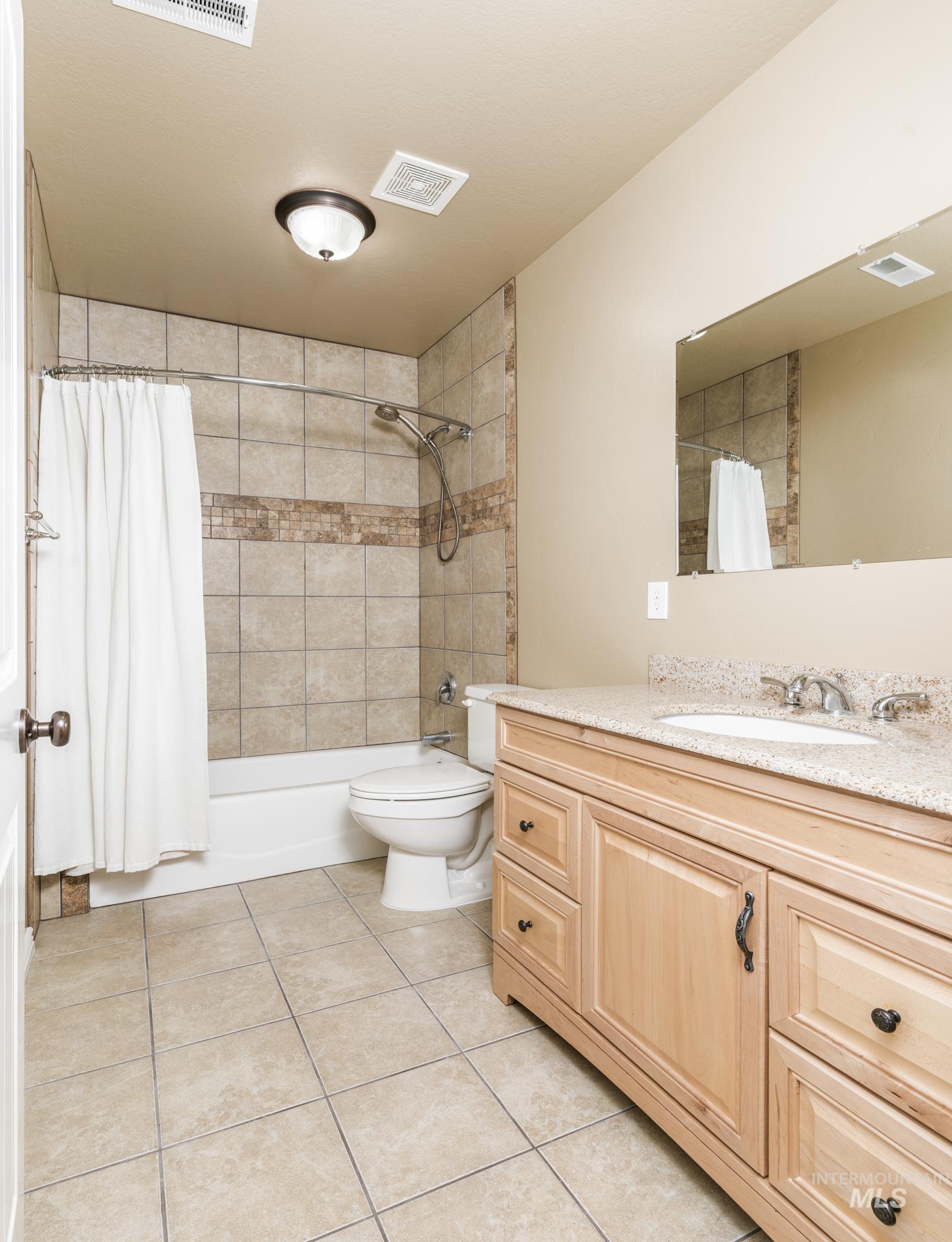 26125 S Old Malad Hwy, Downey, Idaho 83234, 3 Bedrooms, 4 Bathrooms, Farm & Ranch For Sale, Price $1,099,000,MLS 98976479