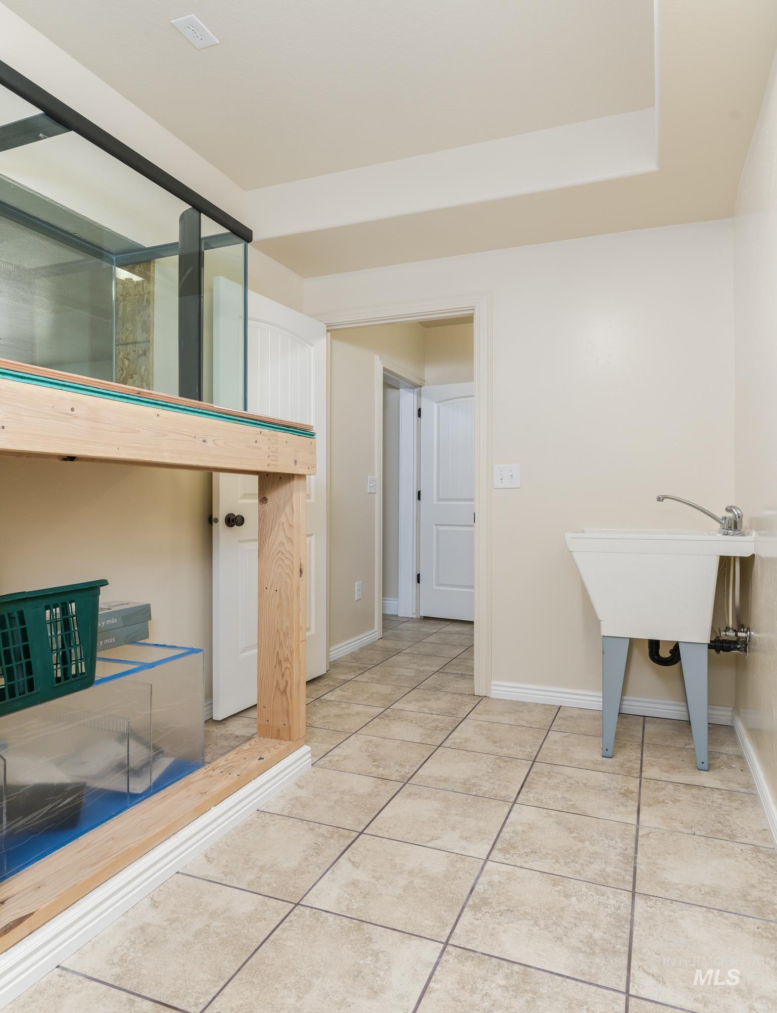 26125 S Old Malad Hwy, Downey, Idaho 83234, 3 Bedrooms, 4 Bathrooms, Farm & Ranch For Sale, Price $1,099,000,MLS 98976479