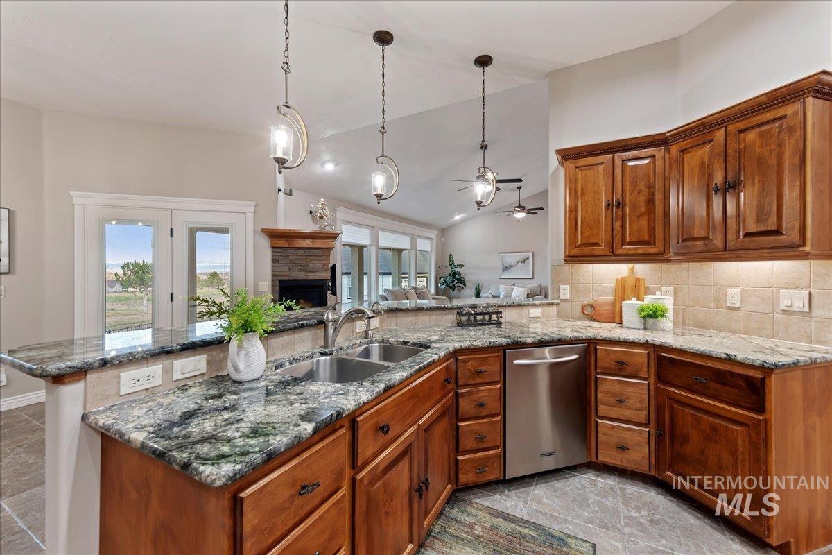 11250 W Royal Ridge Ct, Nampa, Idaho 83686, 3 Bedrooms, 2.5 Bathrooms, Residential For Sale, Price $849,900, 98976481