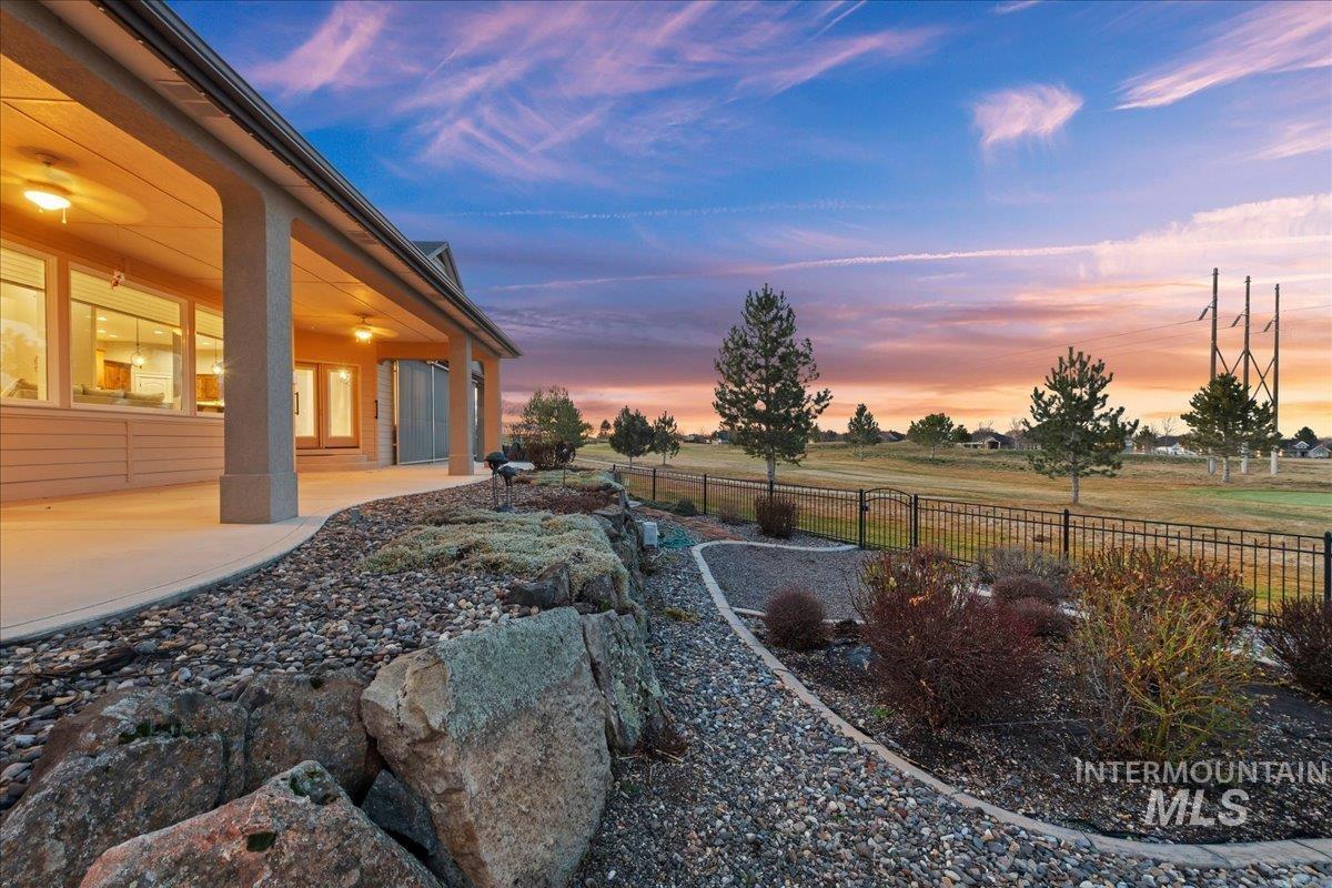 11250 W Royal Ridge Ct, Nampa, Idaho 83686, 3 Bedrooms, 2.5 Bathrooms, Residential For Sale, Price $849,900, 98976481
