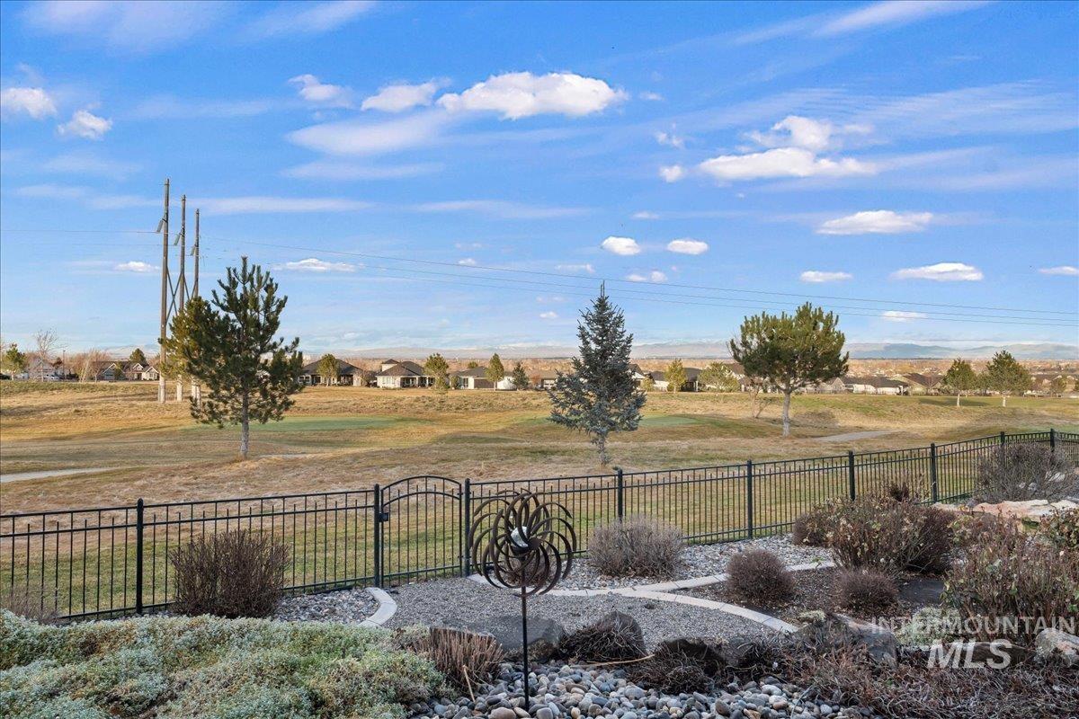 11250 W Royal Ridge Ct, Nampa, Idaho 83686, 3 Bedrooms, 2.5 Bathrooms, Residential For Sale, Price $849,900, 98976481