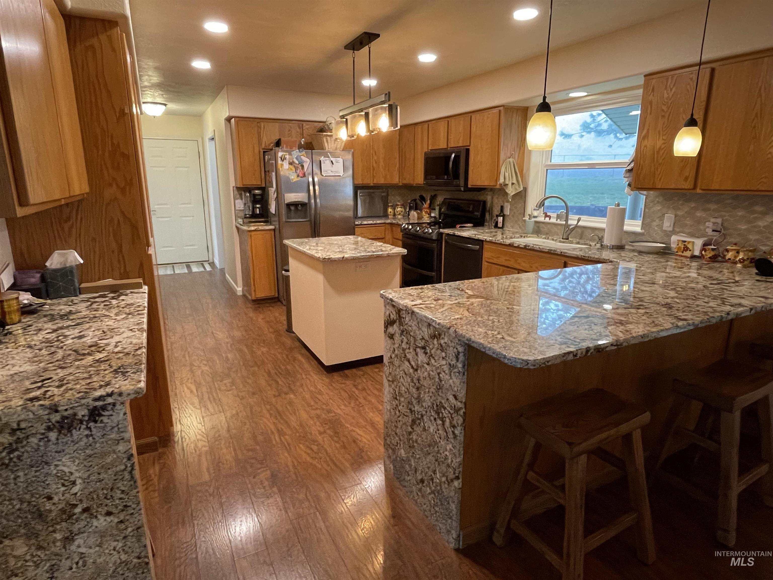 1028 Redemption Lane, Kendrick, Idaho 83537, 3 Bedrooms, 3.5 Bathrooms, Residential For Sale, Price $849,900, 98976482