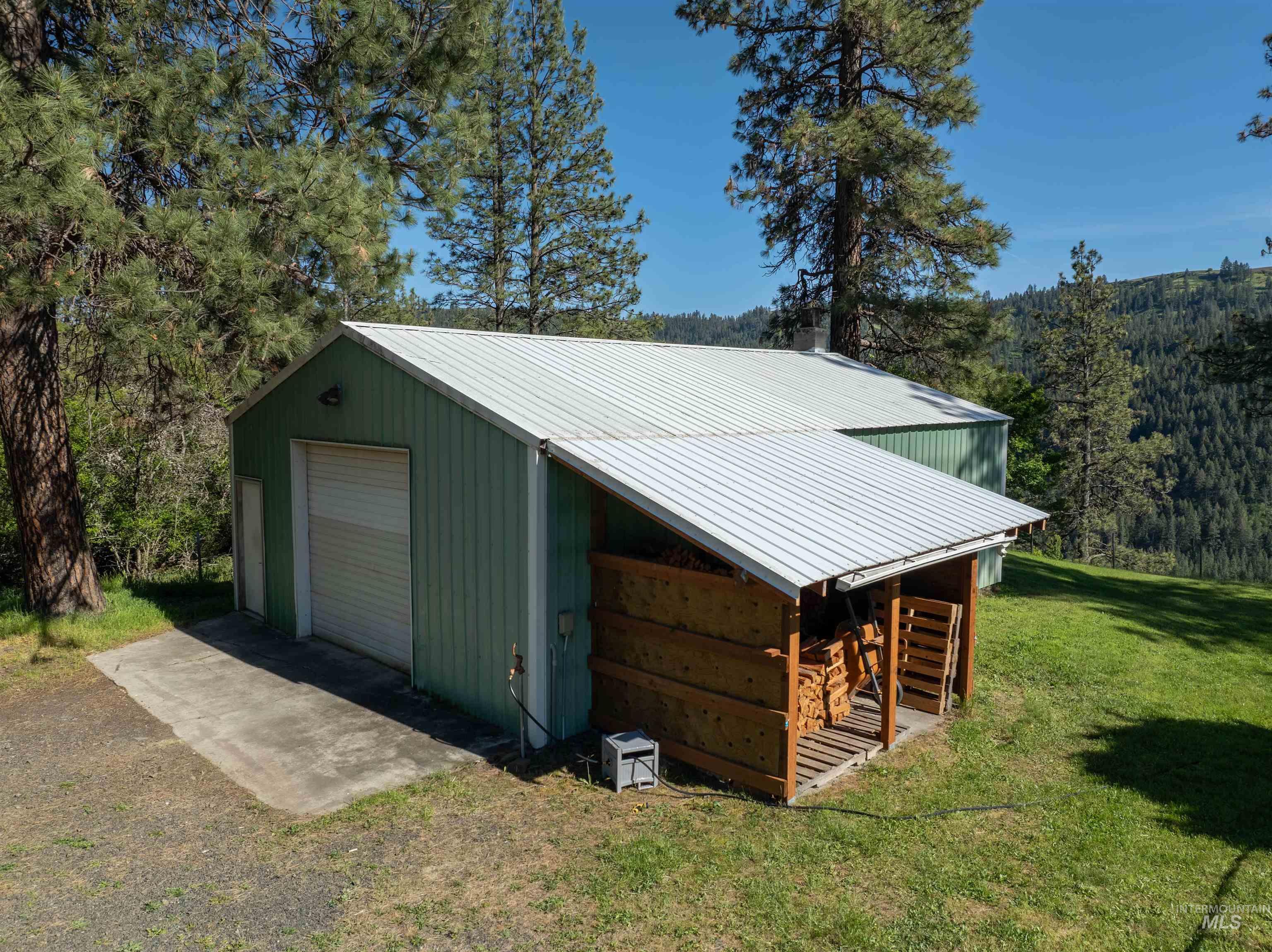 1028 Redemption Lane, Kendrick, Idaho 83537, 3 Bedrooms, 3.5 Bathrooms, Residential For Sale, Price $849,900, 98976482