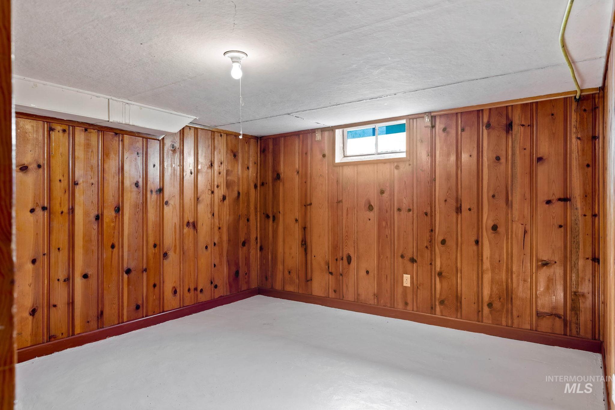 1137 E 2nd St., Weiser, Idaho 83672, 3 Bedrooms, 1 Bathroom, Residential For Sale, Price $243,900, 98976491