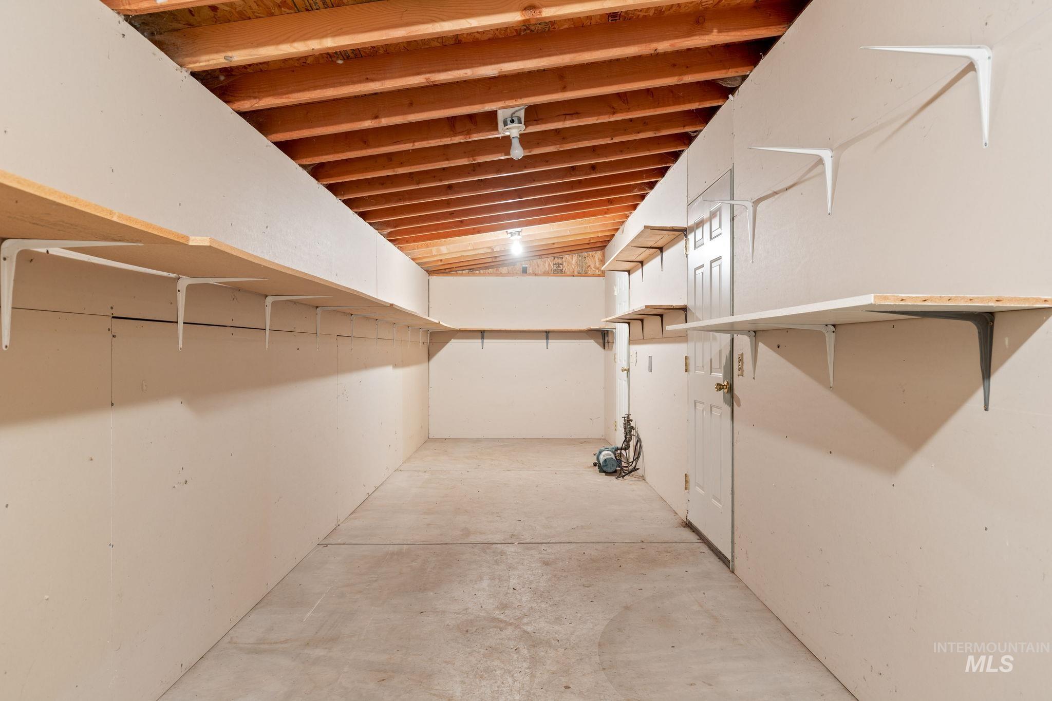 1137 E 2nd St., Weiser, Idaho 83672, 3 Bedrooms, 1 Bathroom, Residential For Sale, Price $243,900, 98976491