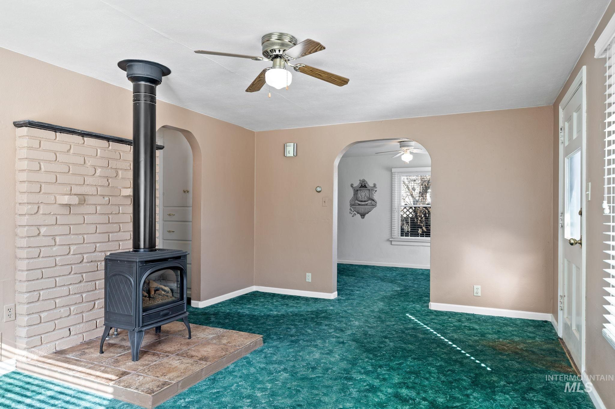 1137 E 2nd St., Weiser, Idaho 83672, 3 Bedrooms, 1 Bathroom, Residential For Sale, Price $243,900, 98976491