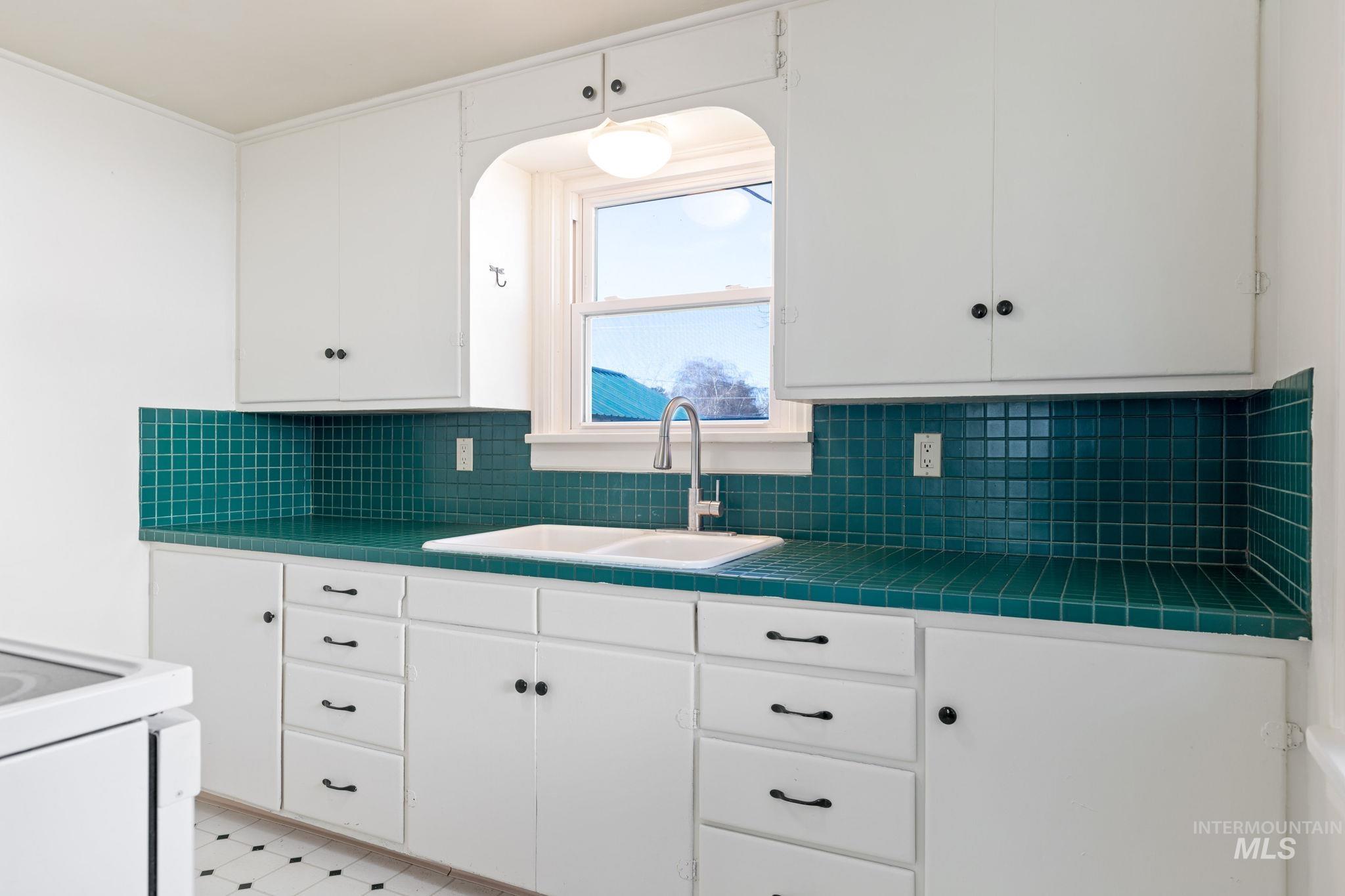 1137 E 2nd St., Weiser, Idaho 83672, 3 Bedrooms, 1 Bathroom, Residential For Sale, Price $243,900, 98976491