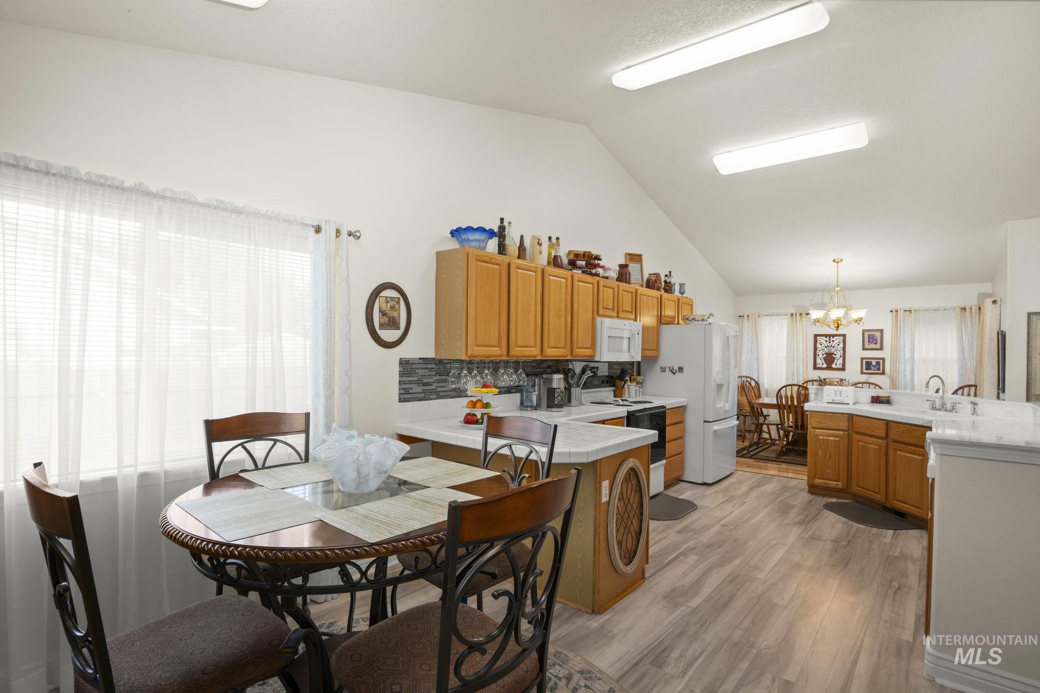 2739 Paintbrush Drive, Twin Falls, Idaho 83301, 4 Bedrooms, 2 Bathrooms, Residential For Sale, Price $440,000, 98976494