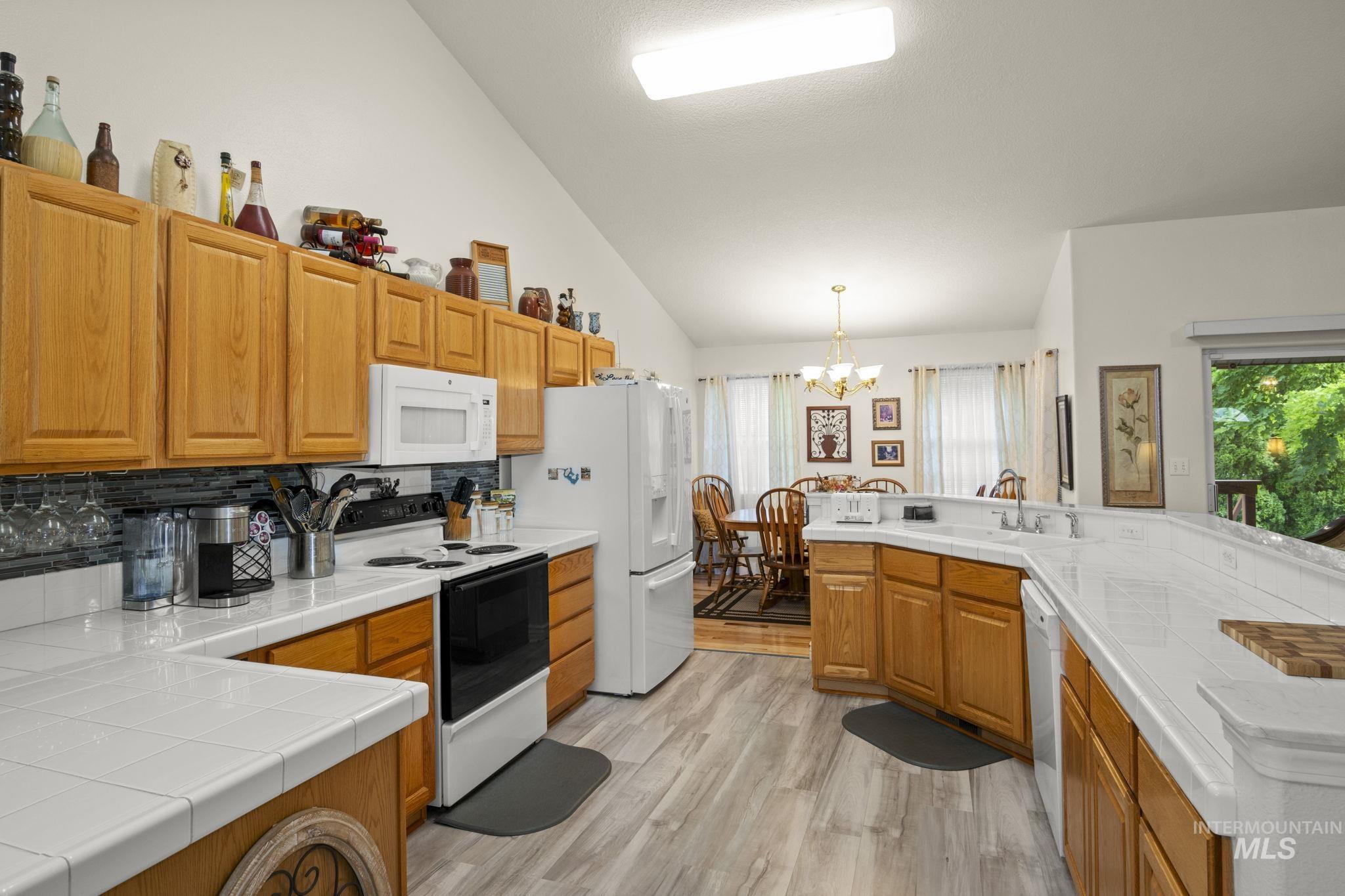 2739 Paintbrush Drive, Twin Falls, Idaho 83301, 4 Bedrooms, 2 Bathrooms, Residential For Sale, Price $440,000, 98976494