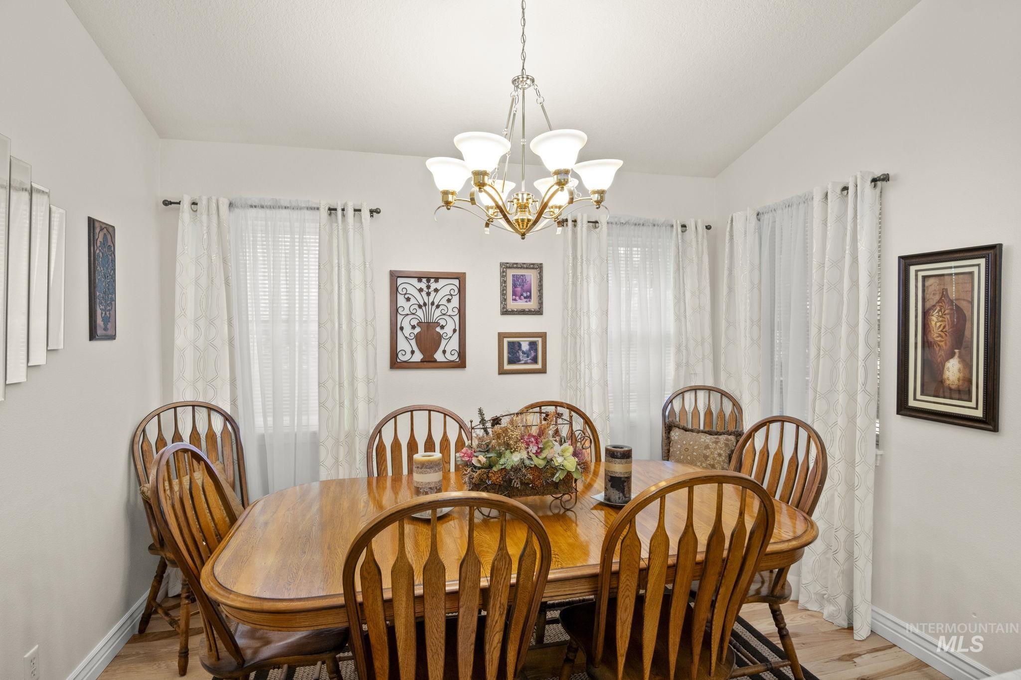 2739 Paintbrush Drive, Twin Falls, Idaho 83301, 4 Bedrooms, 2 Bathrooms, Residential For Sale, Price $440,000, 98976494