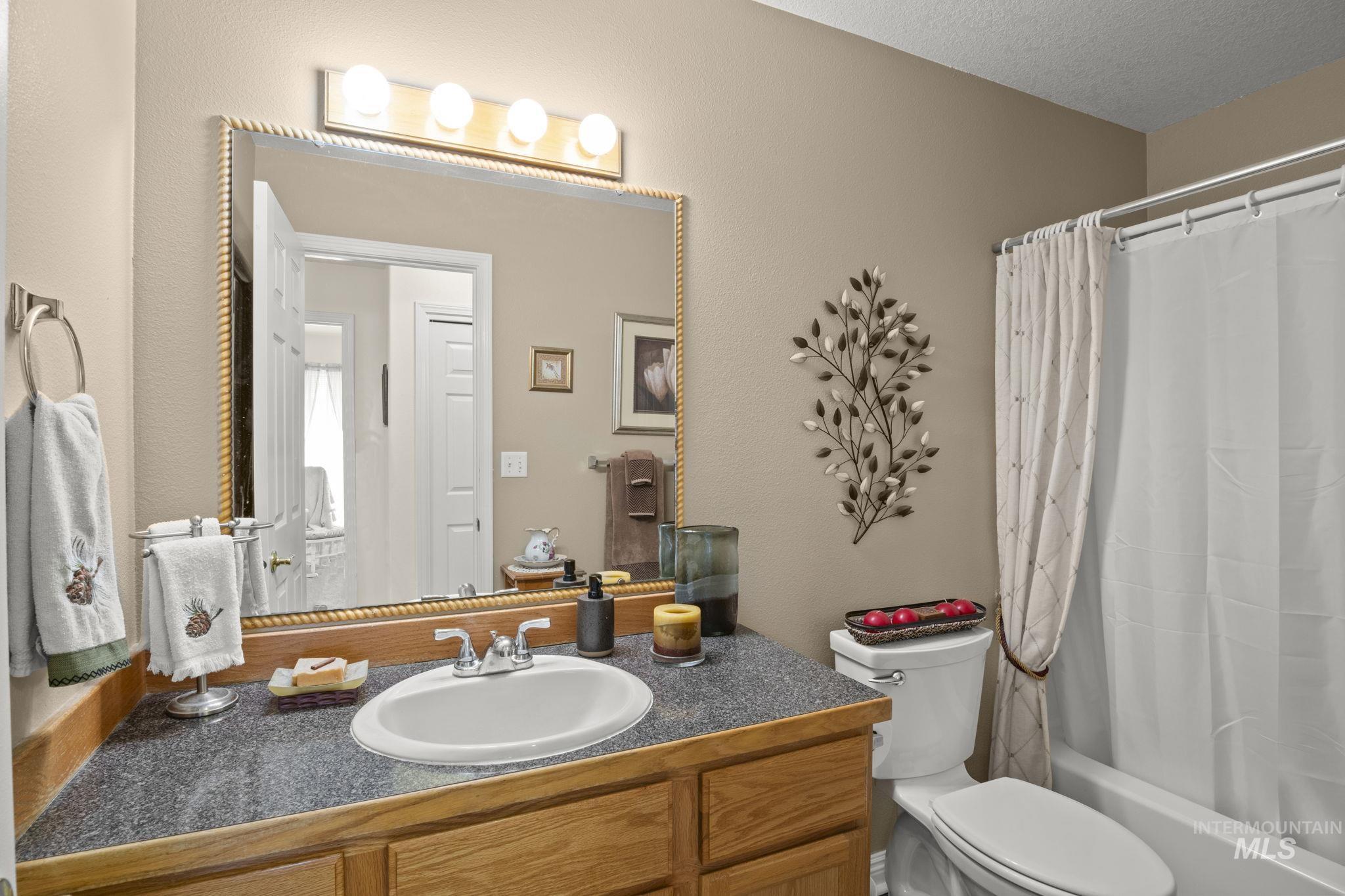 2739 Paintbrush Drive, Twin Falls, Idaho 83301, 4 Bedrooms, 2 Bathrooms, Residential For Sale, Price $440,000, 98976494