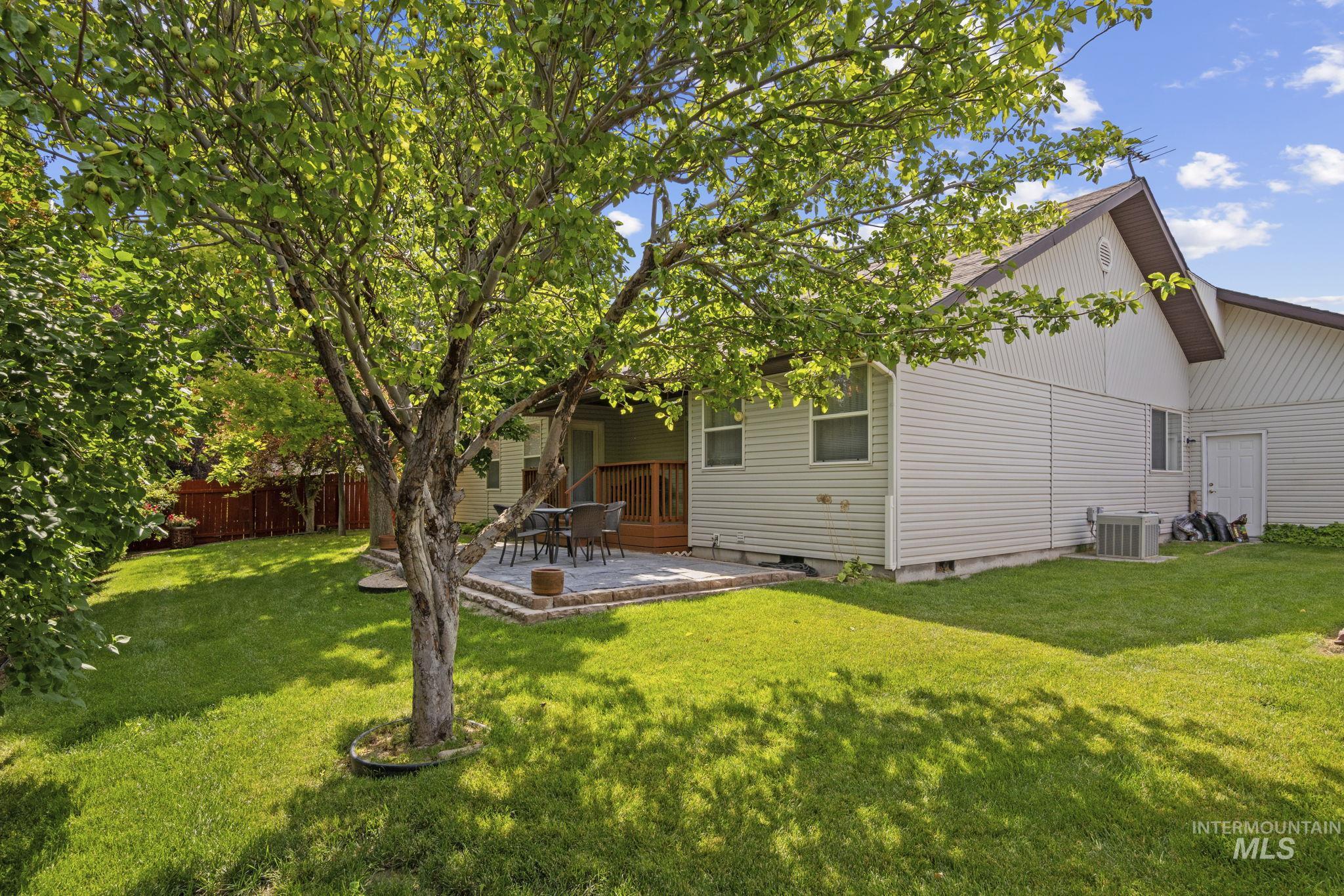 2739 Paintbrush Drive, Twin Falls, Idaho 83301, 4 Bedrooms, 2 Bathrooms, Residential For Sale, Price $440,000, 98976494