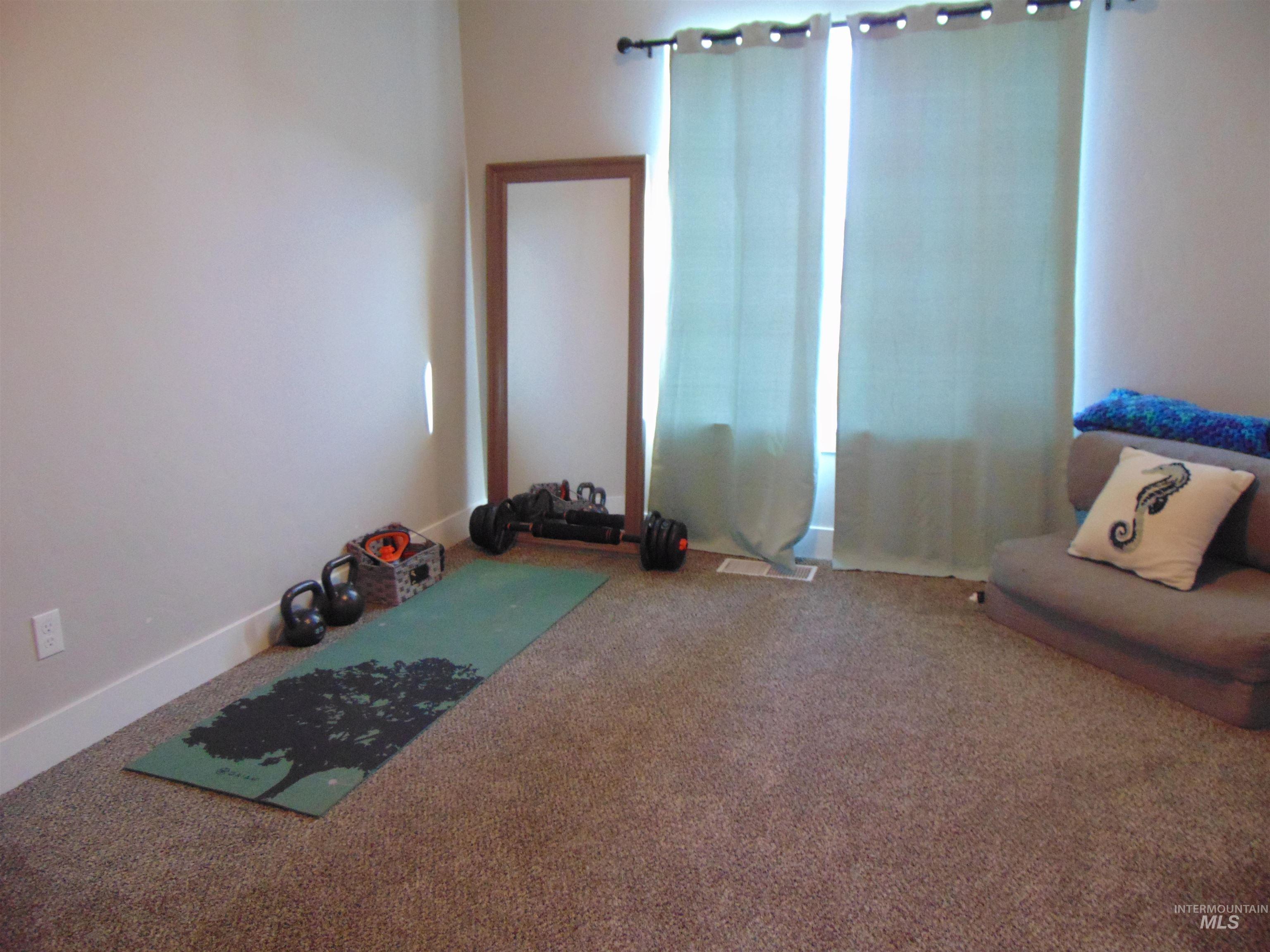 901 Campbell St., Vale, Oregon 97918, 3 Bedrooms, 2 Bathrooms, Residential For Sale, Price $330,000,MLS 98976495