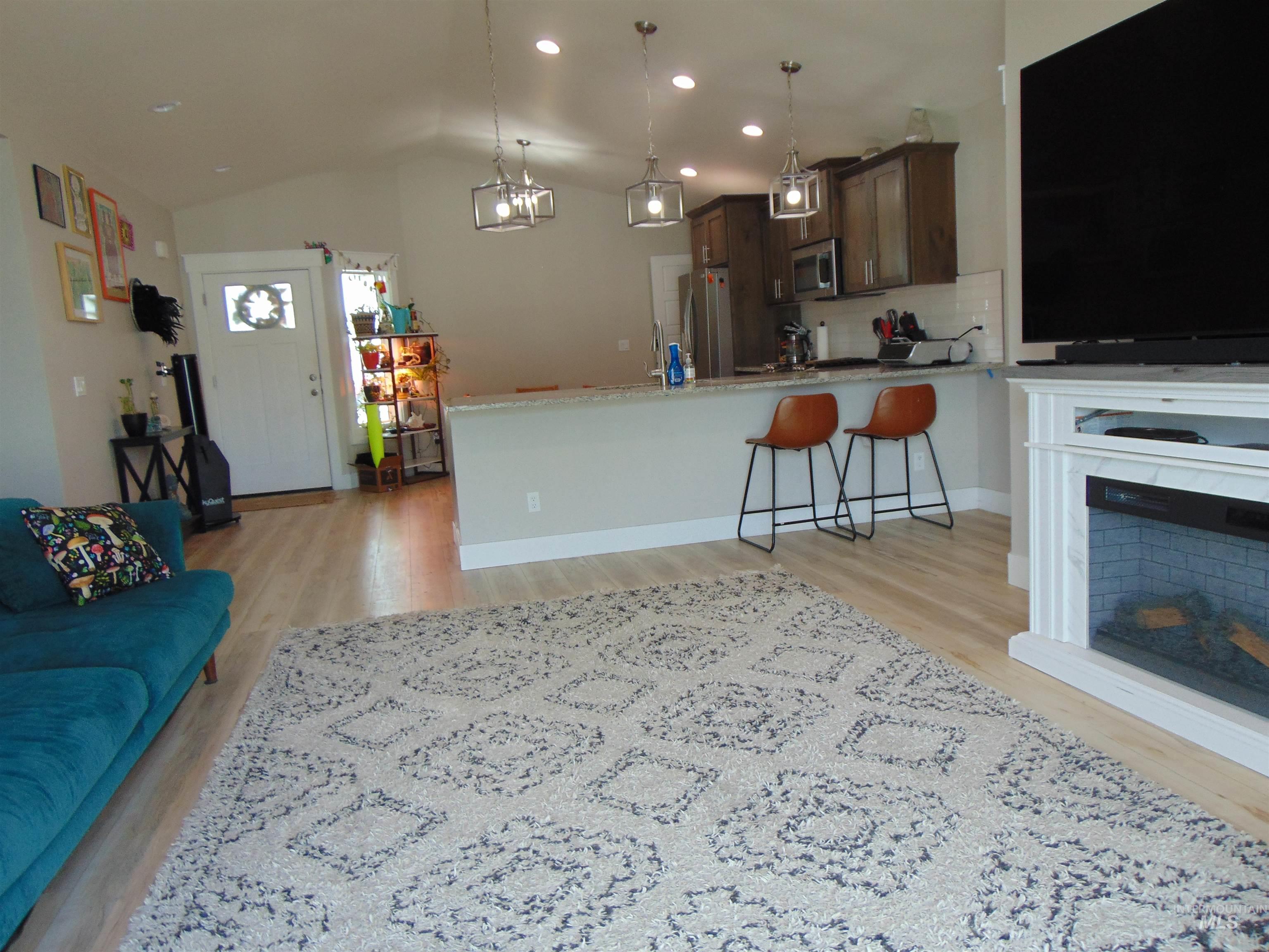 901 Campbell St., Vale, Oregon 97918, 3 Bedrooms, 2 Bathrooms, Residential For Sale, Price $330,000,MLS 98976495