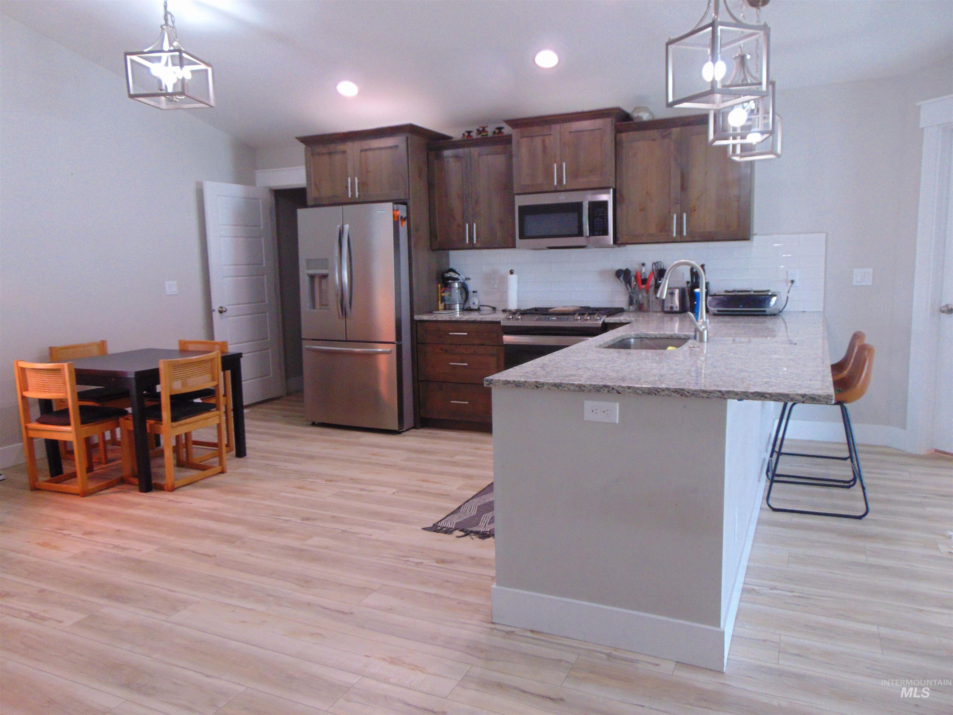 901 Campbell St., Vale, Oregon 97918, 3 Bedrooms, 2 Bathrooms, Residential For Sale, Price $330,000,MLS 98976495