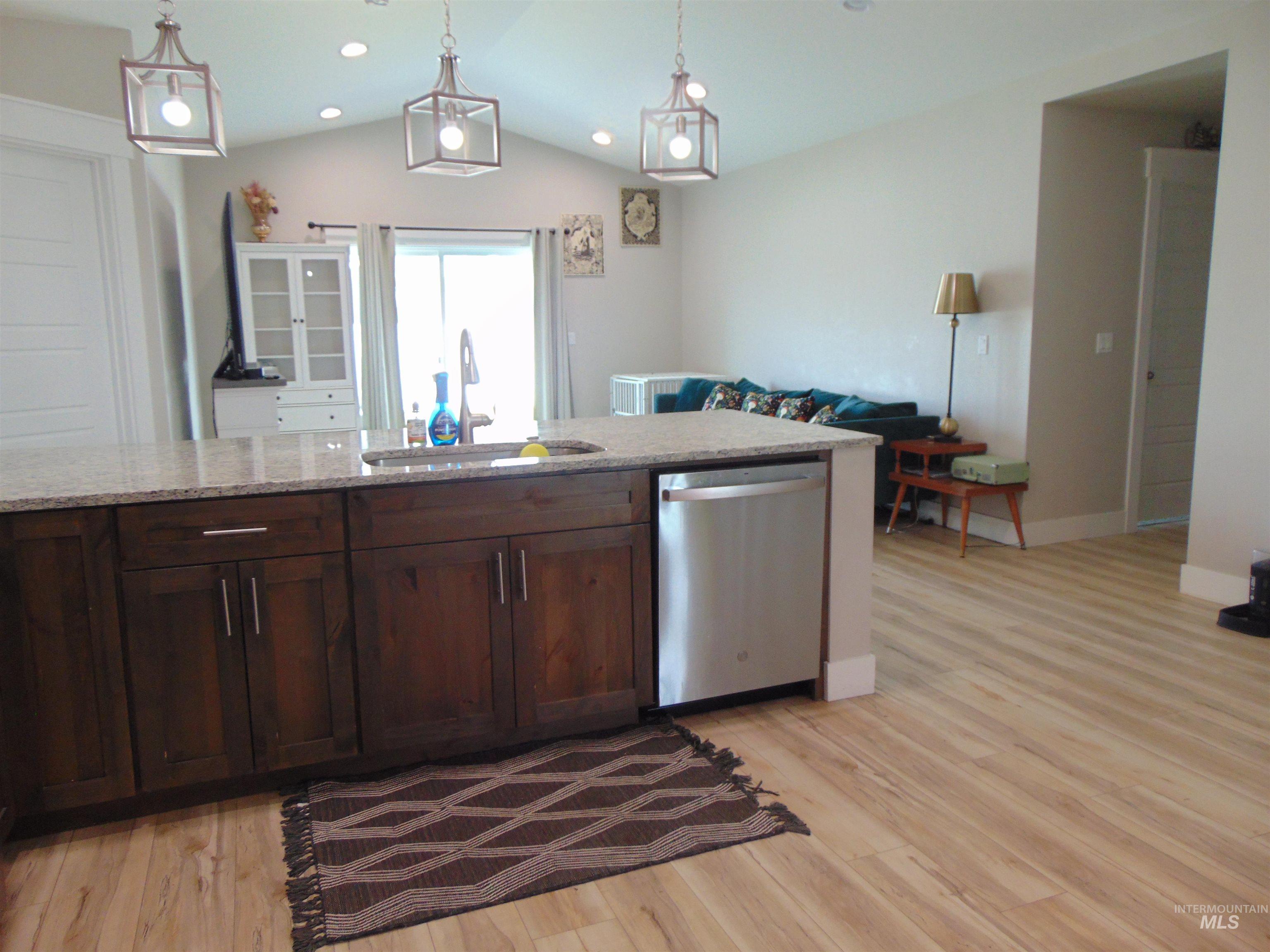 901 Campbell St., Vale, Oregon 97918, 3 Bedrooms, 2 Bathrooms, Residential For Sale, Price $330,000,MLS 98976495