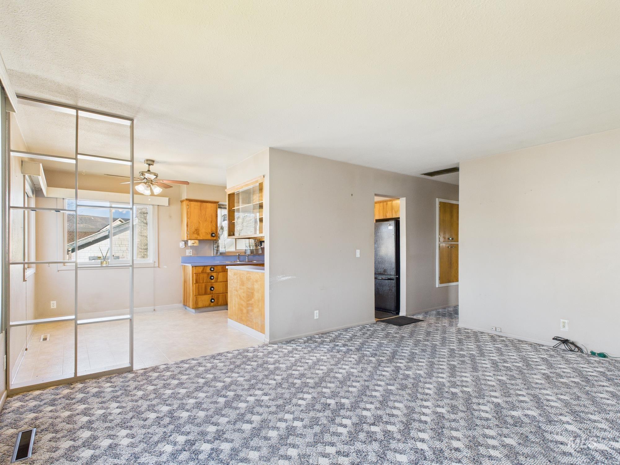 1311 17th St, Lewiston, Idaho 83501, 3 Bedrooms, 2 Bathrooms, Residential For Sale, Price $319,000, 98976496