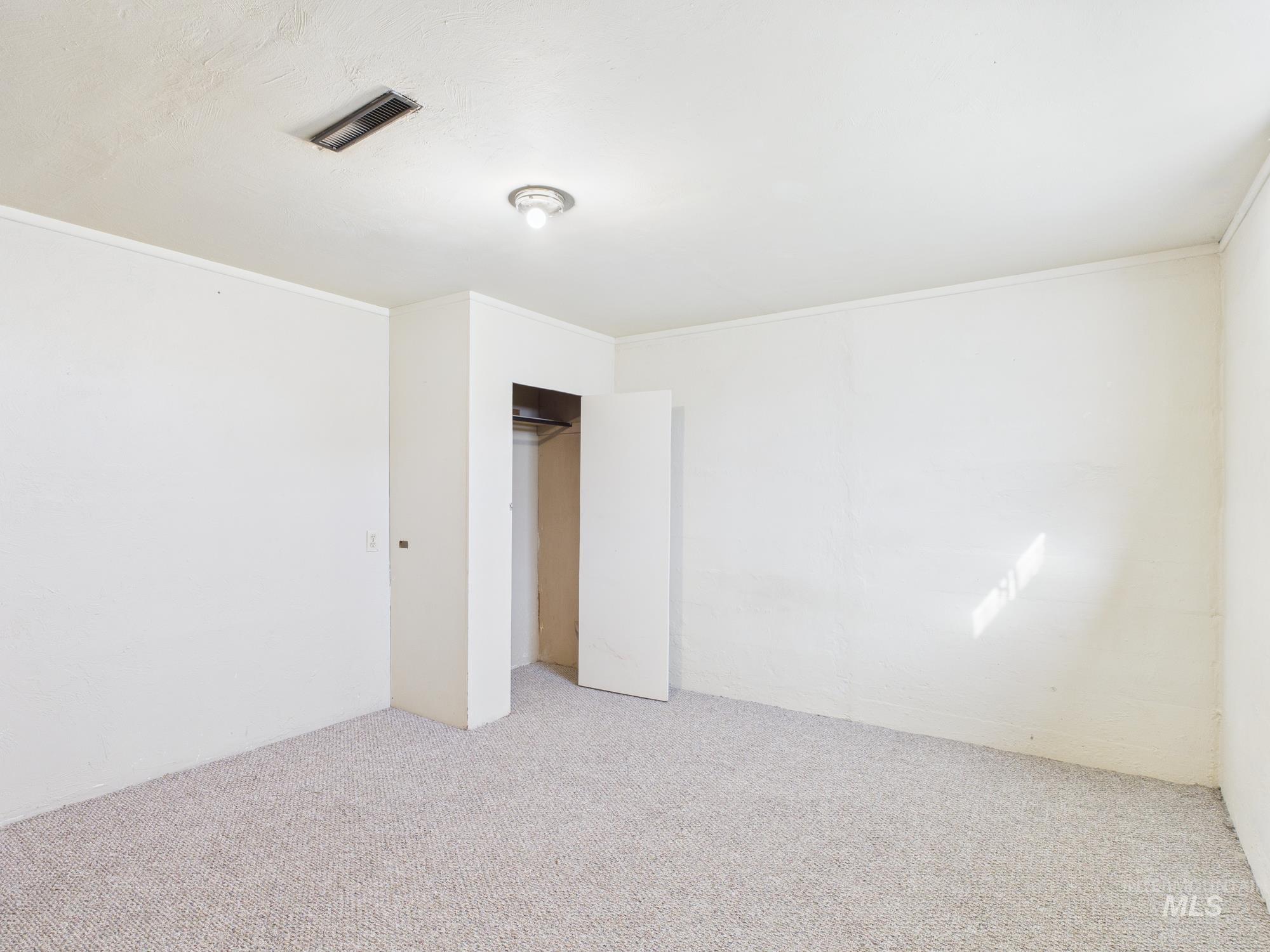 1311 17th St, Lewiston, Idaho 83501, 3 Bedrooms, 2 Bathrooms, Residential For Sale, Price $319,000, 98976496