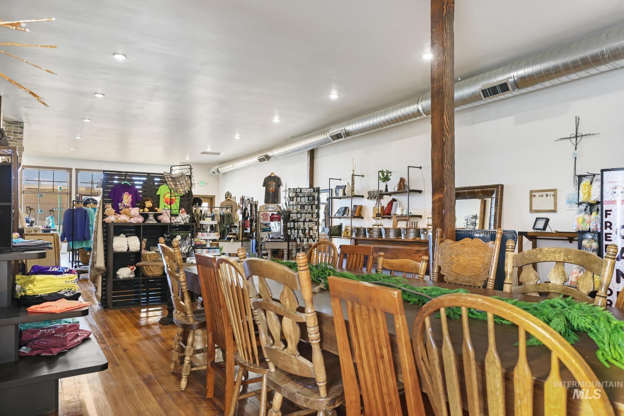 236 Main Ave North, Twin Falls, Idaho 83301, Business/Commercial For Sale, Price $33,075,MLS 98976498