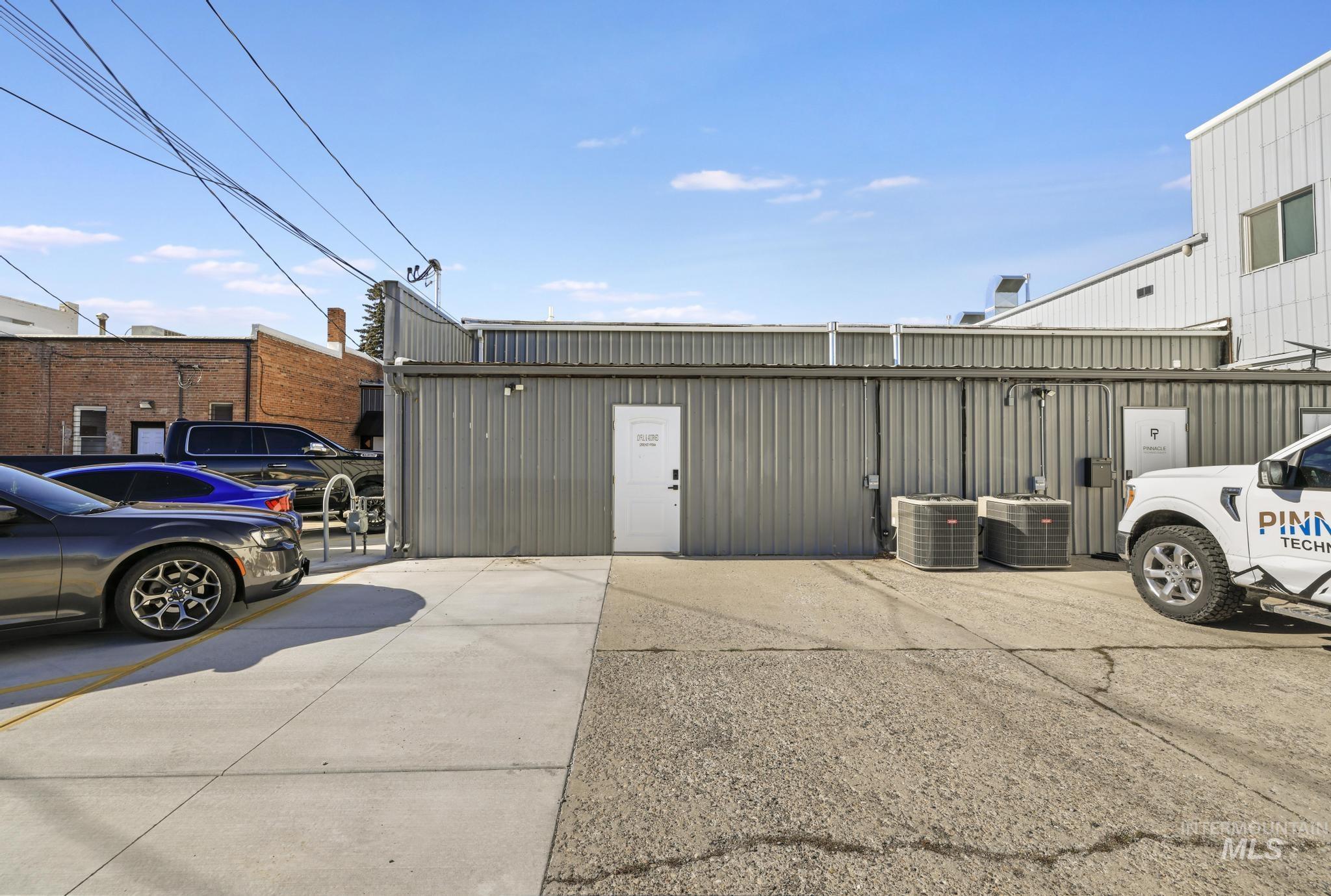 236 Main Ave North, Twin Falls, Idaho 83301, Business/Commercial For Sale, Price $33,075,MLS 98976498