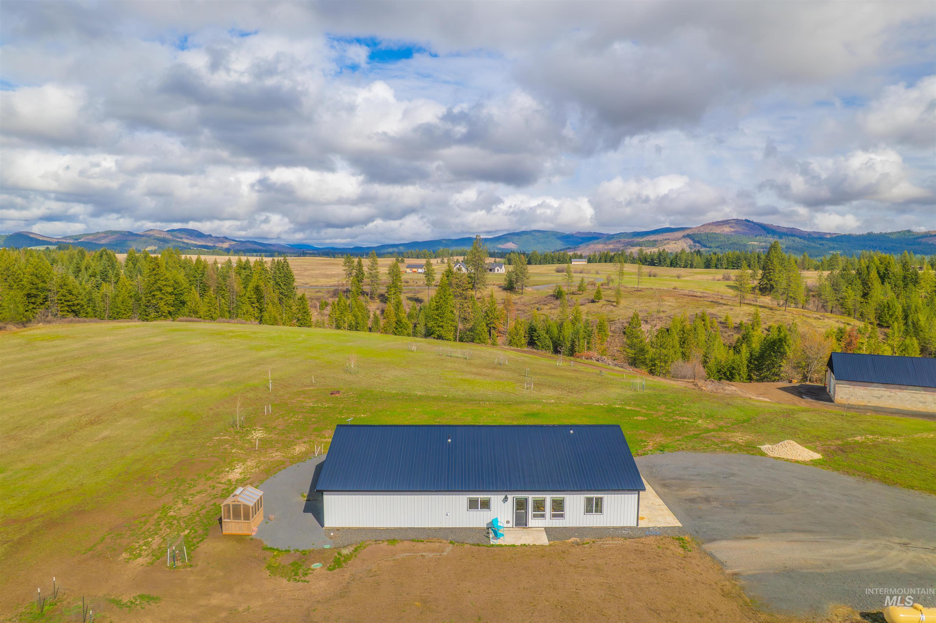 1400 Texas Ridge Rd, Deary, Idaho 83823, 4 Bedrooms, 2 Bathrooms, Residential For Sale, Price $989,000, 98976499