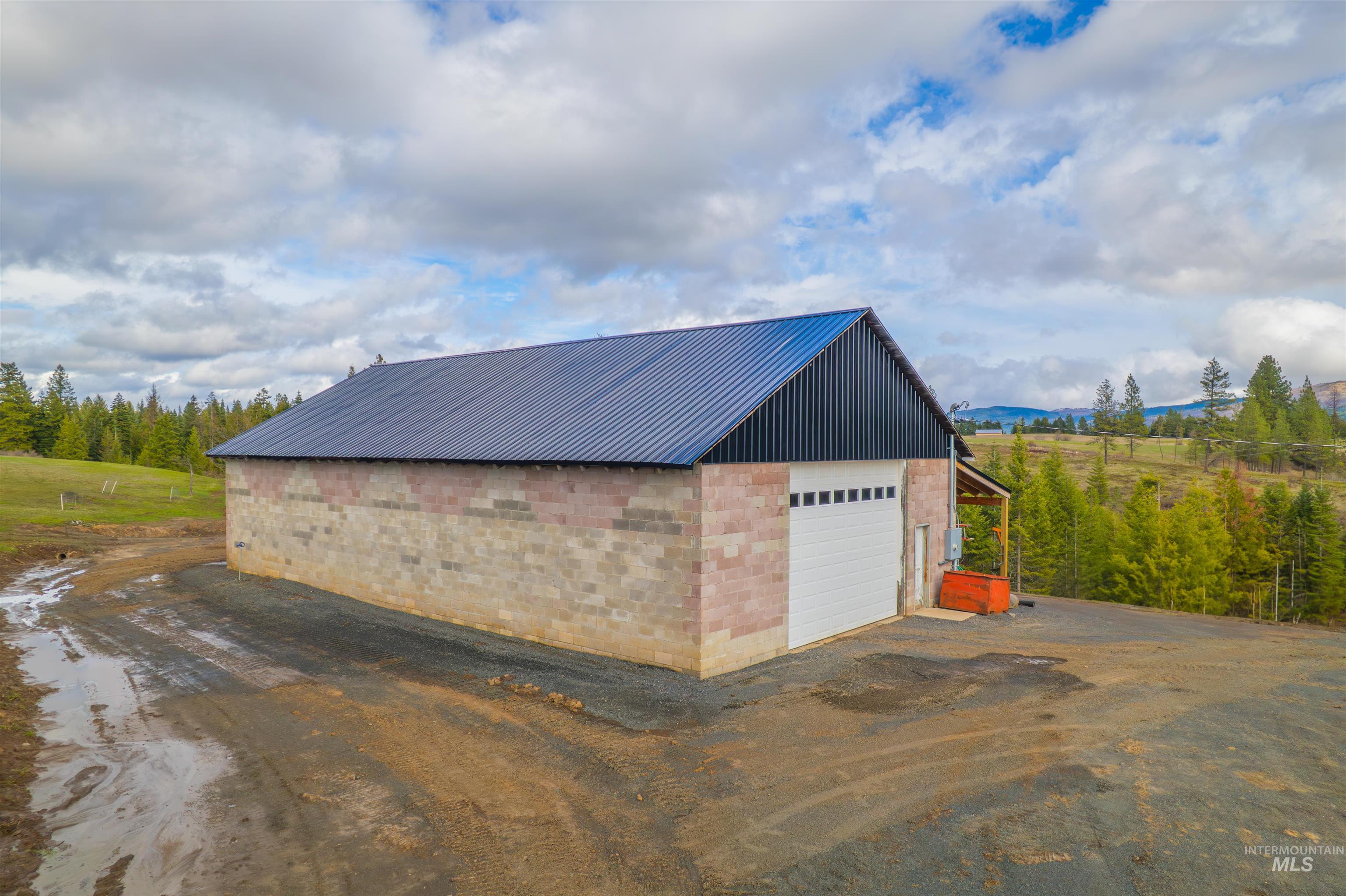 1400 Texas Ridge Rd, Deary, Idaho 83823, 4 Bedrooms, 2 Bathrooms, Residential For Sale, Price $989,000, 98976499