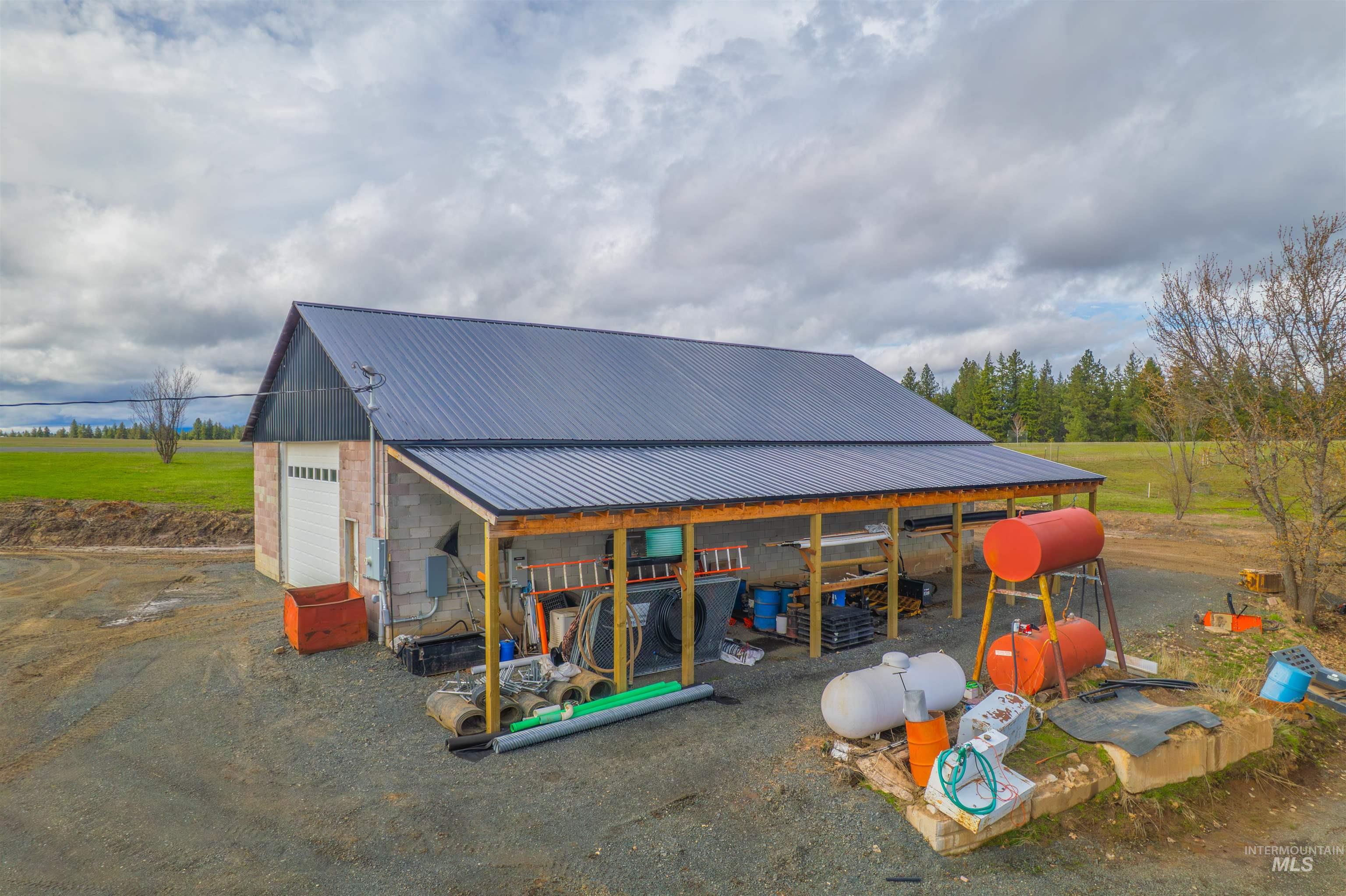 1400 Texas Ridge Rd, Deary, Idaho 83823, 4 Bedrooms, 2 Bathrooms, Residential For Sale, Price $989,000, 98976499