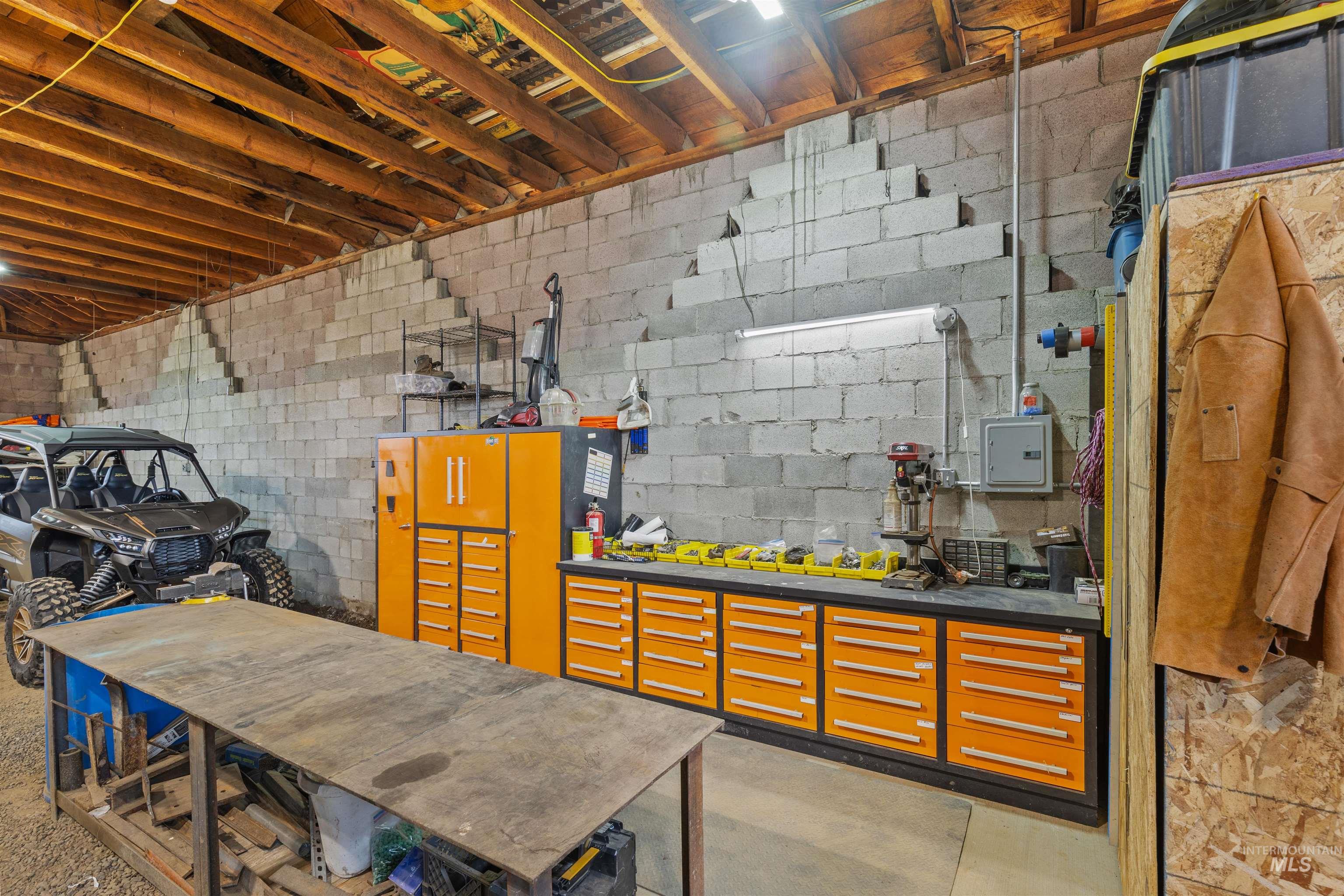 1400 Texas Ridge Rd, Deary, Idaho 83823, 4 Bedrooms, 2 Bathrooms, Residential For Sale, Price $989,000, 98976499