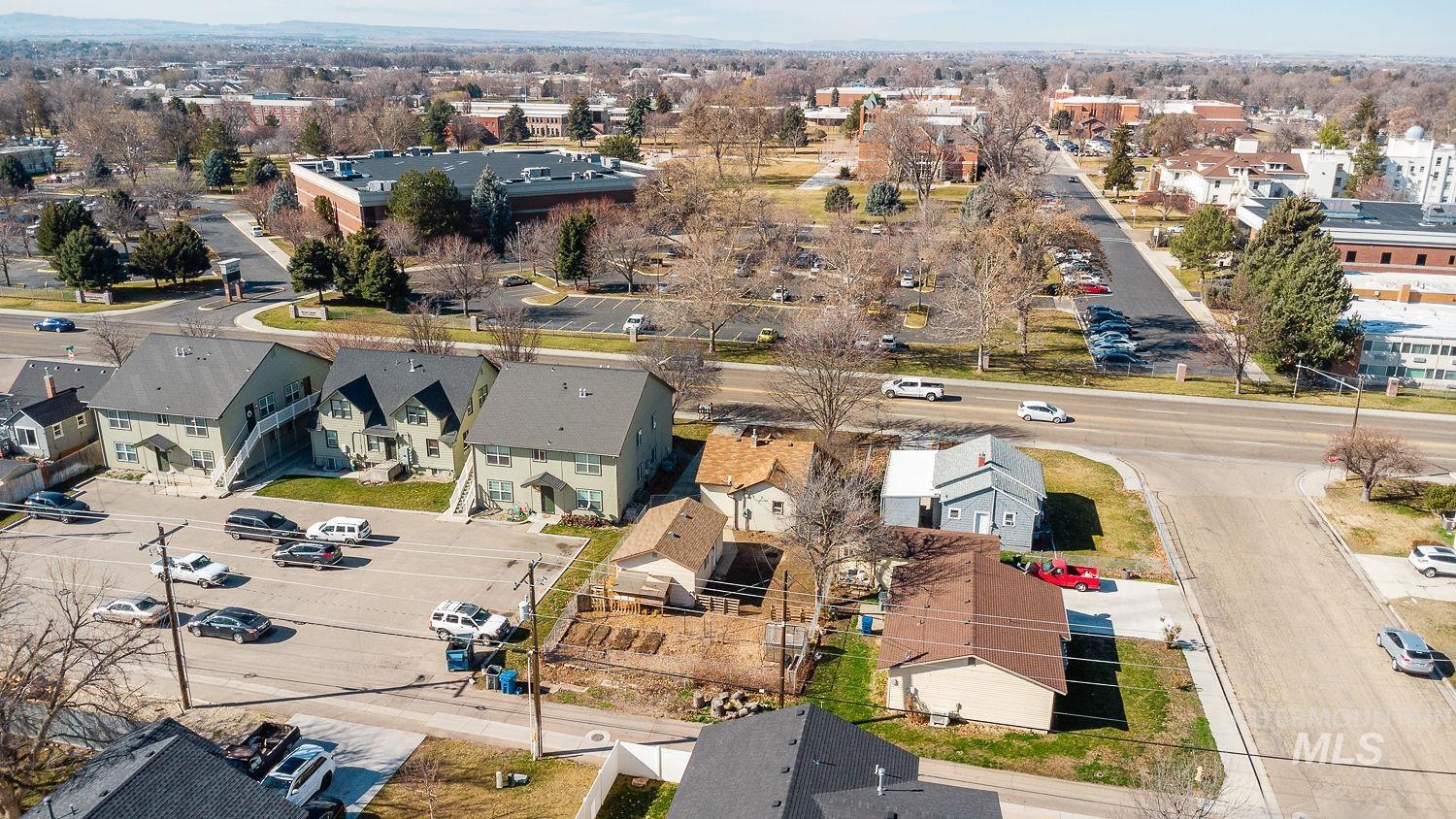 608 S Fern Street, Nampa, Idaho 83686, 2 Bedrooms, 1 Bathroom, Residential For Sale, Price $299,900, 98976500