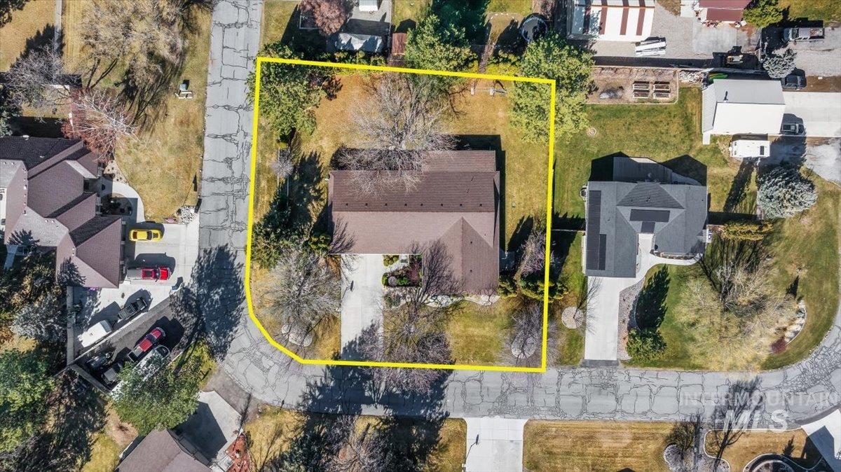 3228 Spring Creek Dr., Twin Falls, Idaho 83301, 5 Bedrooms, 2.5 Bathrooms, Residential For Sale, Price $699,900, 98976502