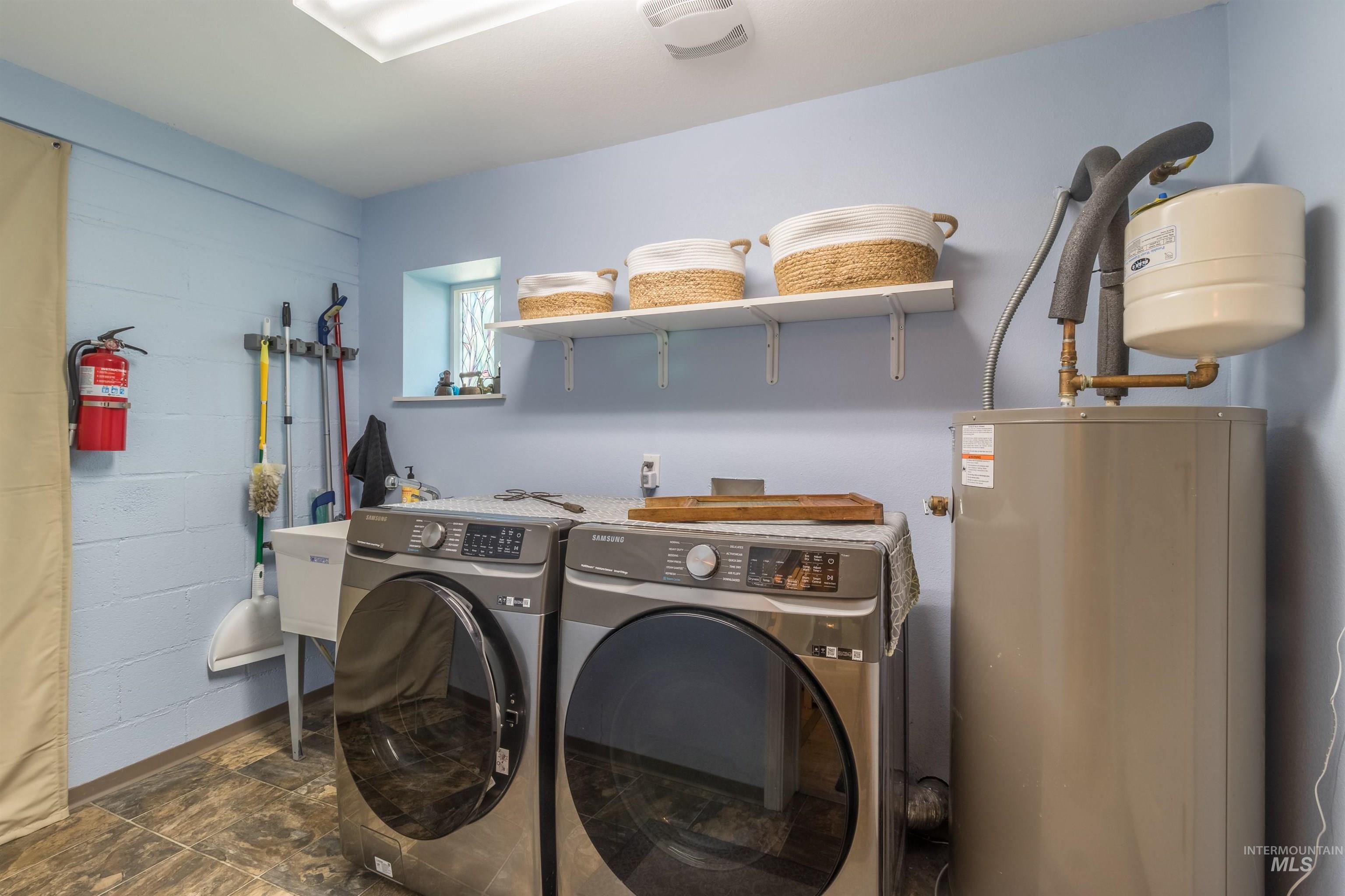 305 3rd Street, Juliaetta, Idaho 83535, 2 Bedrooms, 2 Bathrooms, Residential For Sale, Price $345,000, 98976505