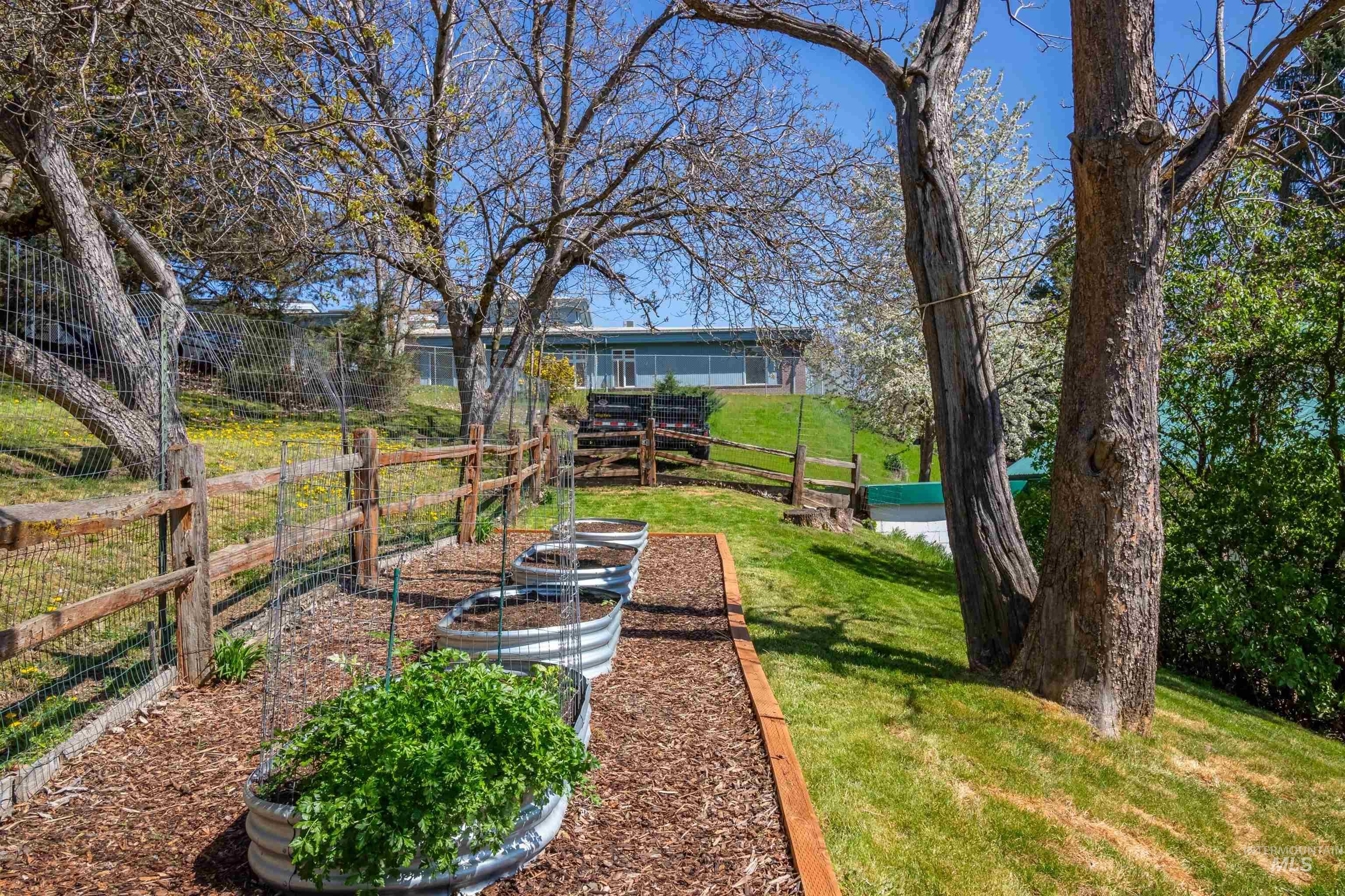 305 3rd Street, Juliaetta, Idaho 83535, 2 Bedrooms, 2 Bathrooms, Residential For Sale, Price $345,000, 98976505