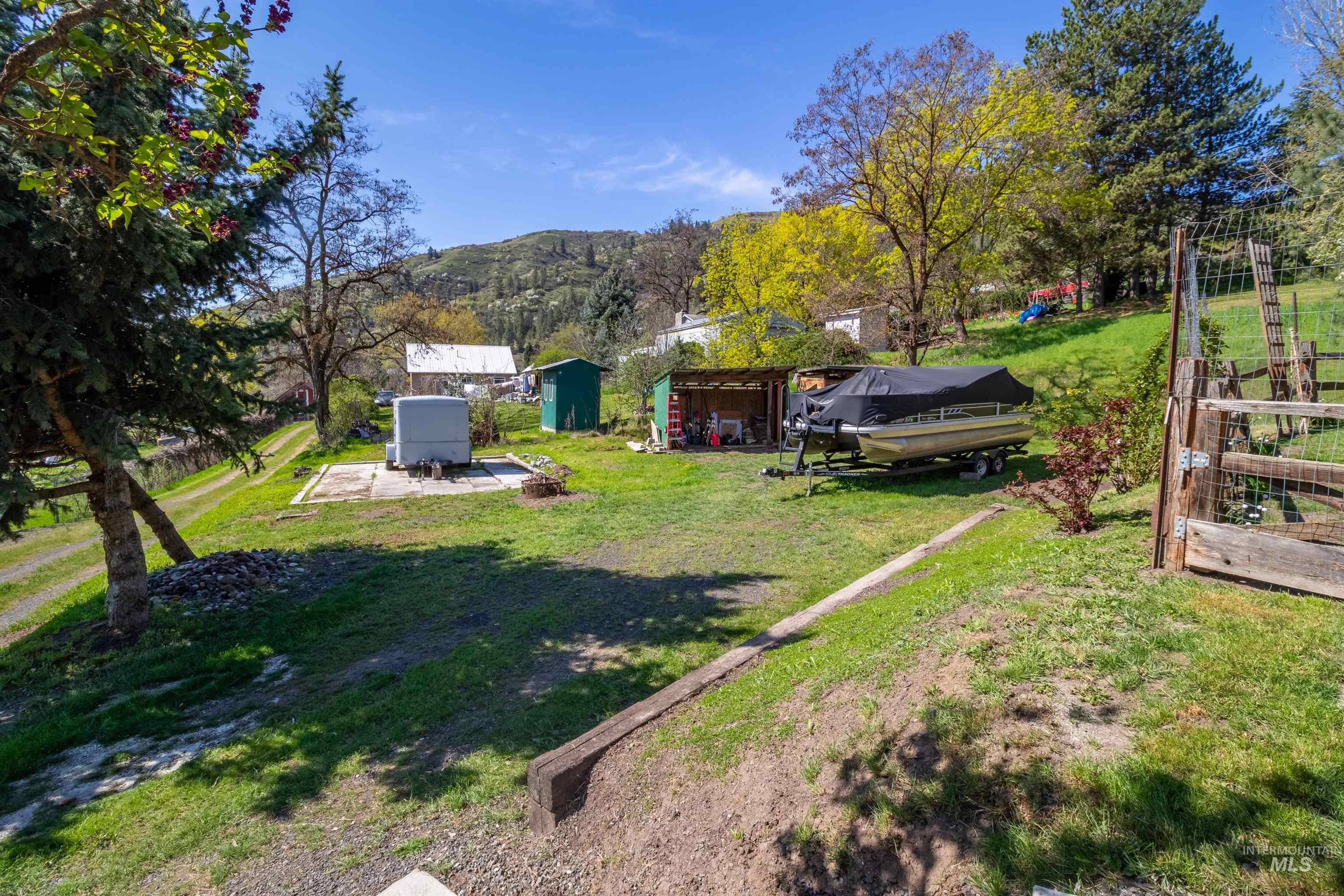 305 3rd Street, Juliaetta, Idaho 83535, 2 Bedrooms, 2 Bathrooms, Residential For Sale, Price $345,000, 98976505