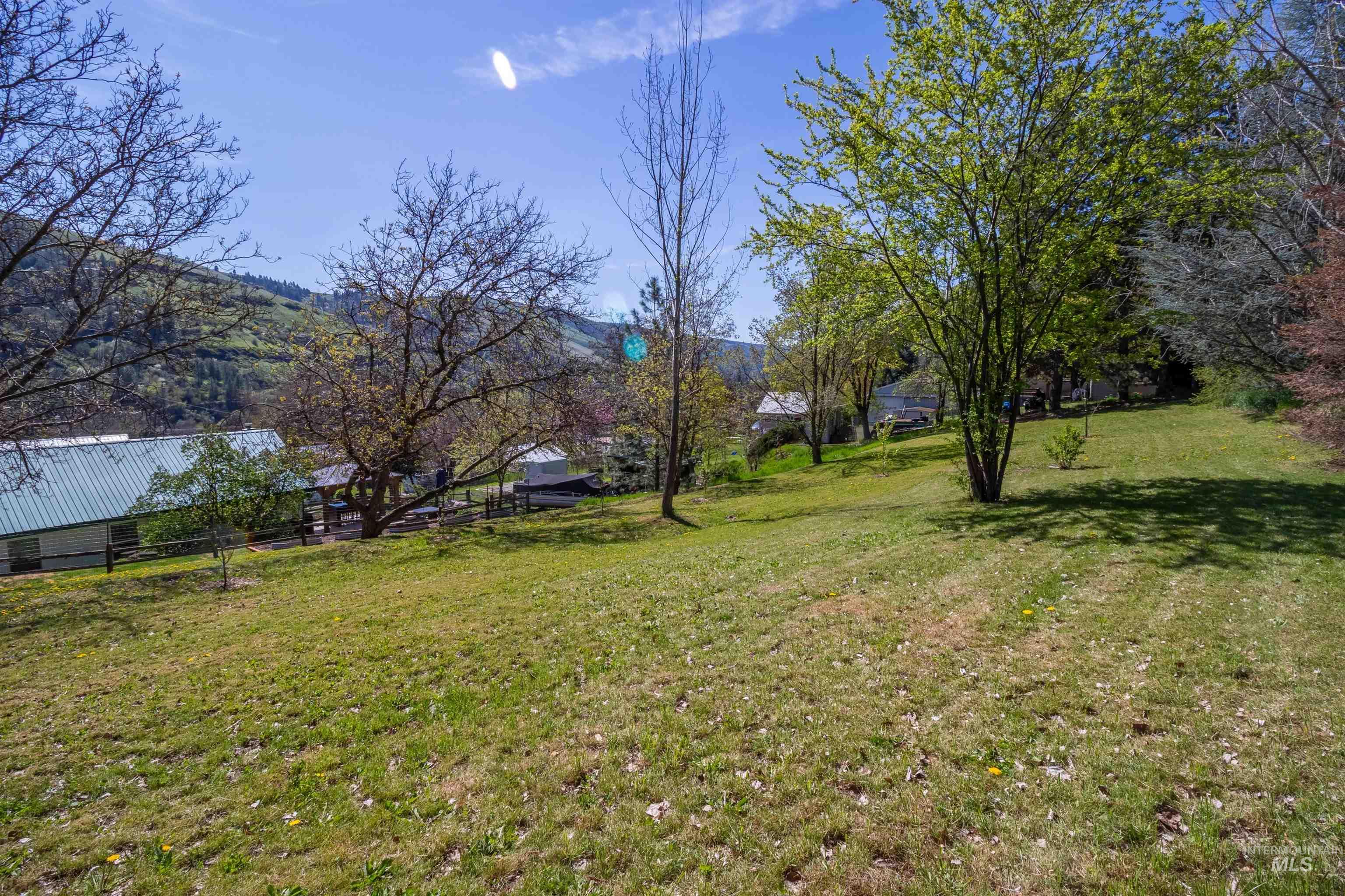 305 3rd Street, Juliaetta, Idaho 83535, 2 Bedrooms, 2 Bathrooms, Residential For Sale, Price $345,000, 98976505