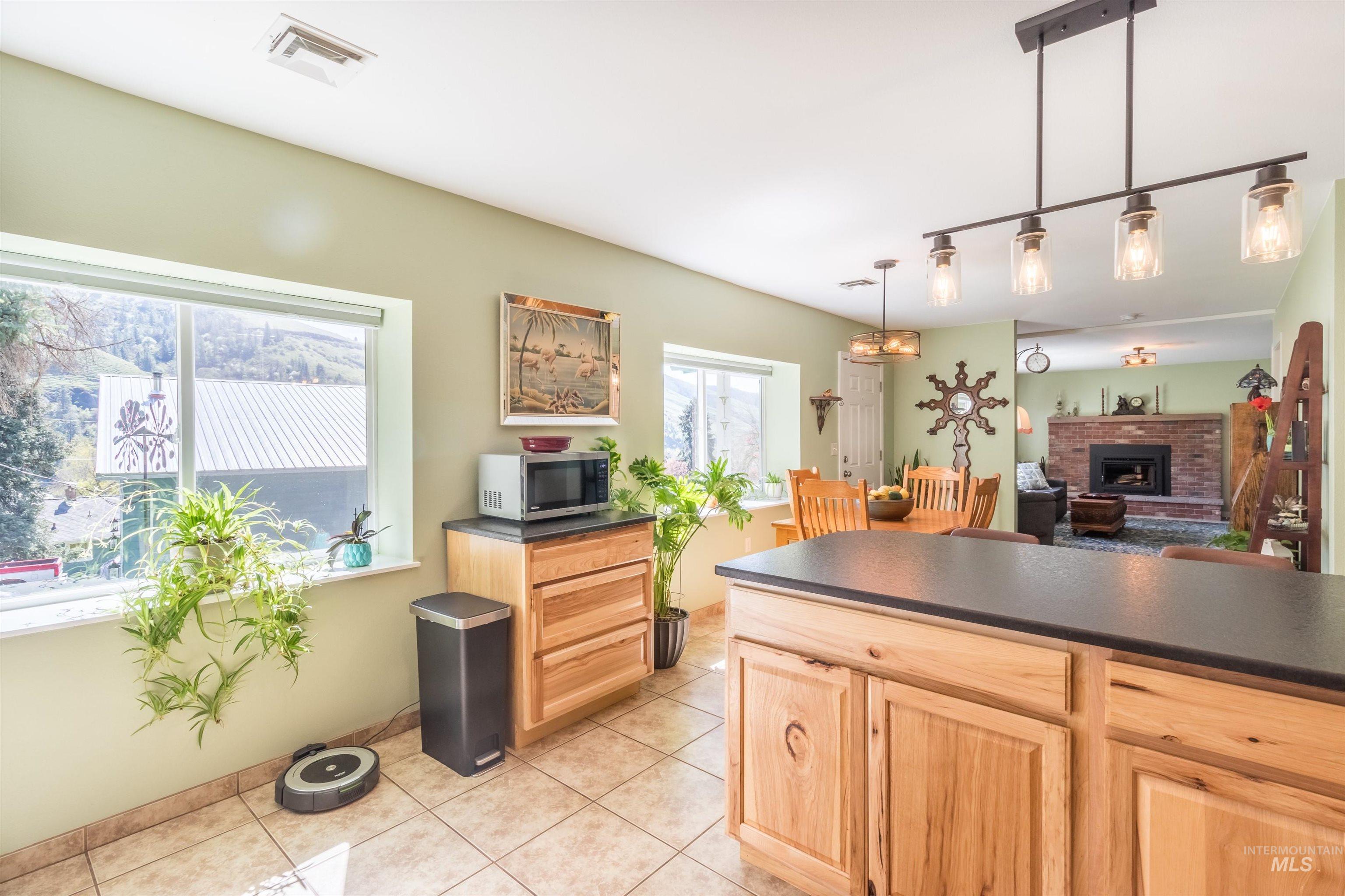 305 3rd Street, Juliaetta, Idaho 83535, 2 Bedrooms, 2 Bathrooms, Residential For Sale, Price $345,000, 98976505