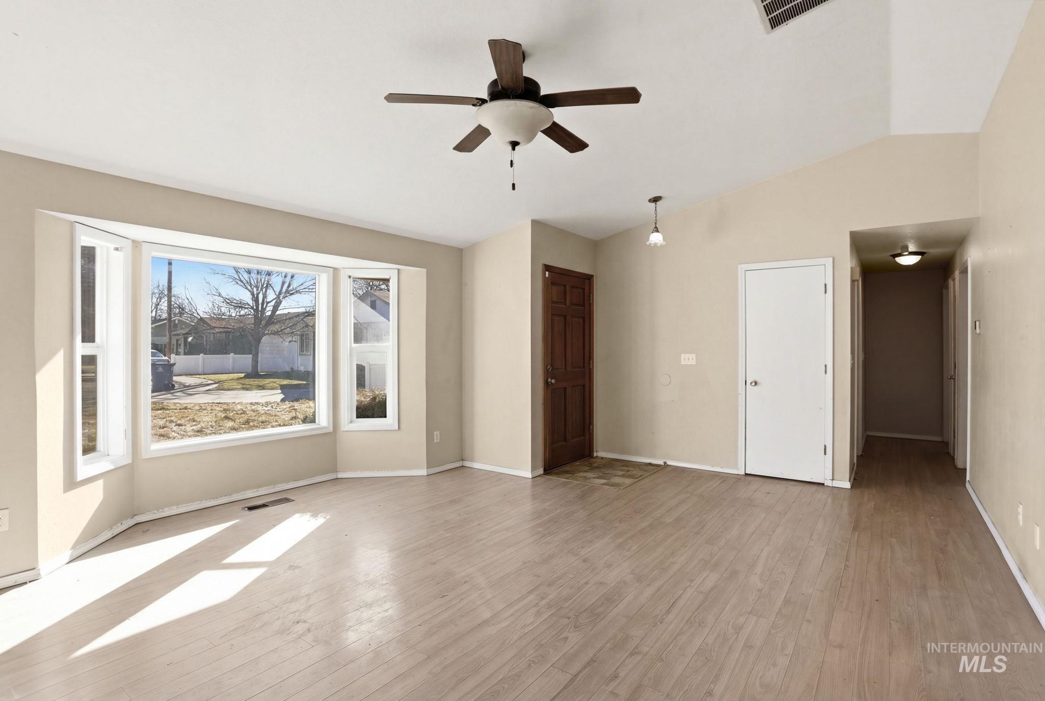 1121 Summerwind Pl, Nampa, Idaho 83651, 2 Bedrooms, 1 Bathroom, Residential For Sale, Price $319,000, 98976509