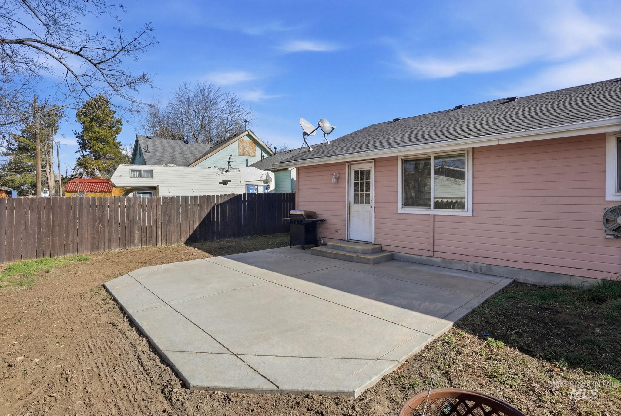 1121 Summerwind Pl, Nampa, Idaho 83651, 2 Bedrooms, 1 Bathroom, Residential For Sale, Price $319,000, 98976509