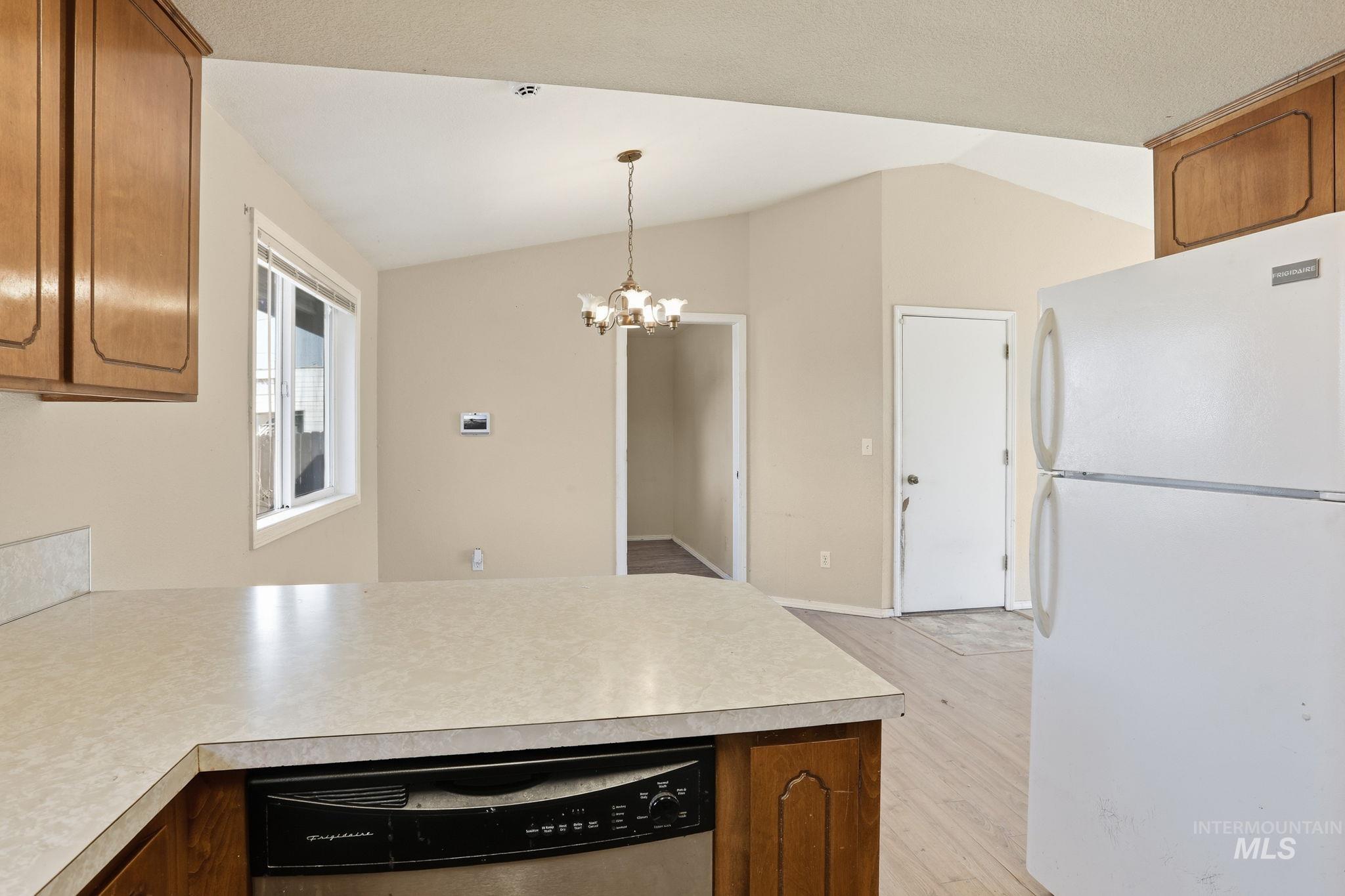 1121 Summerwind Pl, Nampa, Idaho 83651, 2 Bedrooms, 1 Bathroom, Residential For Sale, Price $319,000, 98976509