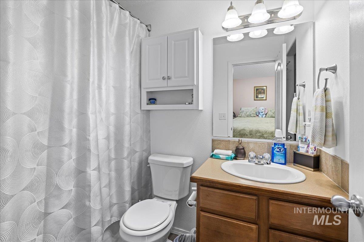 777 S Jarbidge Ave, Middleton, Idaho 83644, 3 Bedrooms, 2 Bathrooms, Residential For Sale, Price $349,900, 98976510