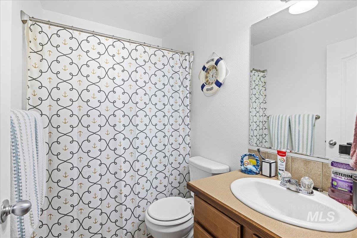 777 S Jarbidge Ave, Middleton, Idaho 83644, 3 Bedrooms, 2 Bathrooms, Residential For Sale, Price $349,900, 98976510