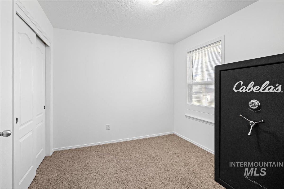 777 S Jarbidge Ave, Middleton, Idaho 83644, 3 Bedrooms, 2 Bathrooms, Residential For Sale, Price $349,900, 98976510