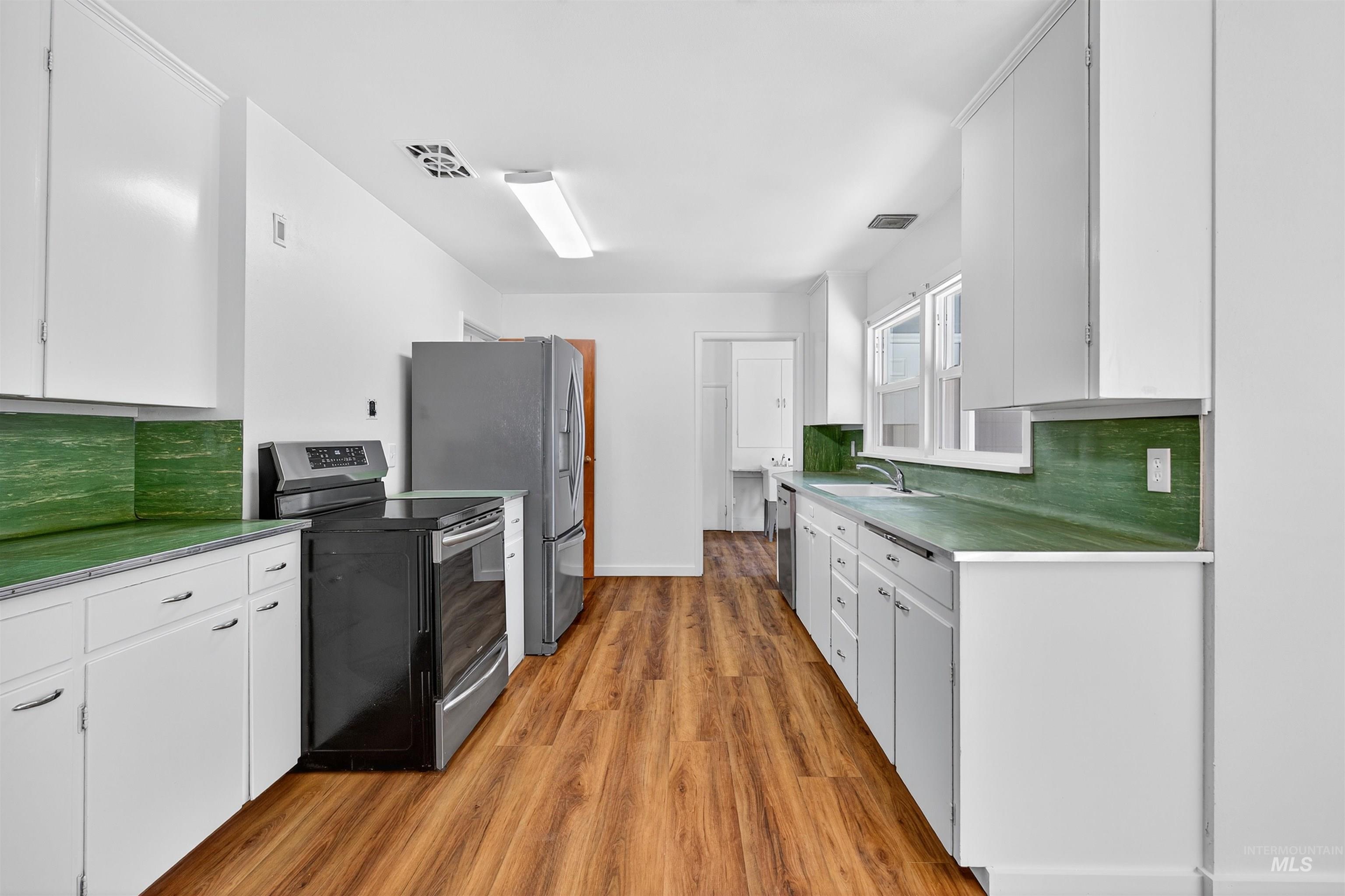 164 State St, Juliaetta, Idaho 83535, 3 Bedrooms, 2 Bathrooms, Residential For Sale, Price $388,500, 98976511