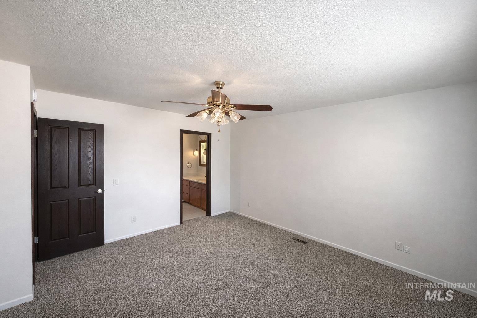 744 16th Ave E, Jerome, Idaho 83338, 3 Bedrooms, 2 Bathrooms, Residential For Sale, Price $330,000, 98976513