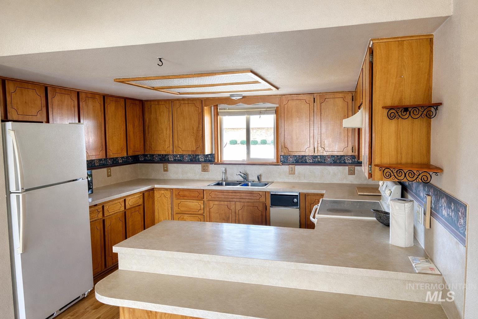 744 16th Ave E, Jerome, Idaho 83338, 3 Bedrooms, 2 Bathrooms, Residential For Sale, Price $330,000, 98976513