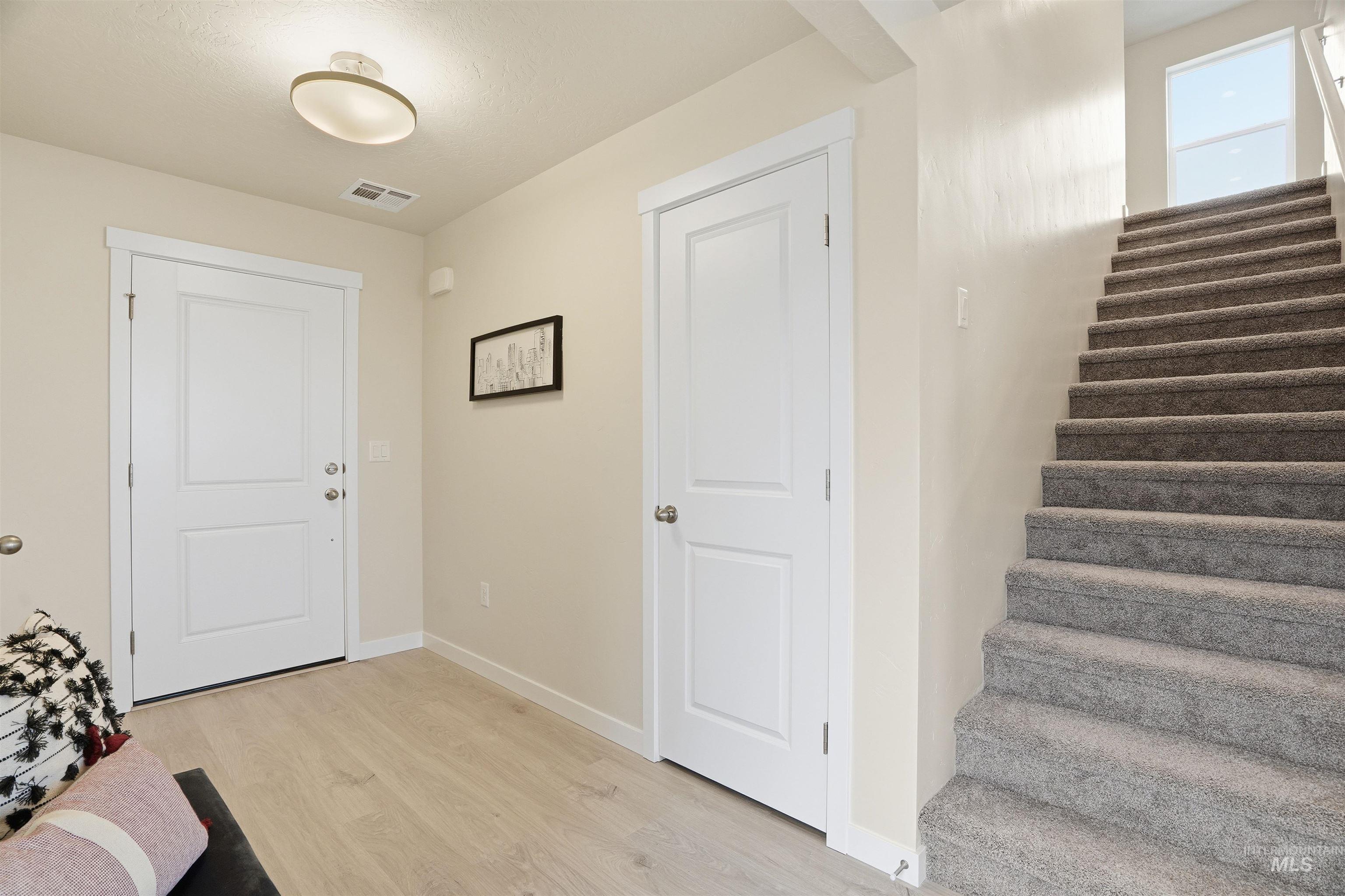 17549 Moon Ridge Pl, Nampa, Idaho 83687, 3 Bedrooms, 2.5 Bathrooms, Residential For Sale, Price $370,990, 98976516