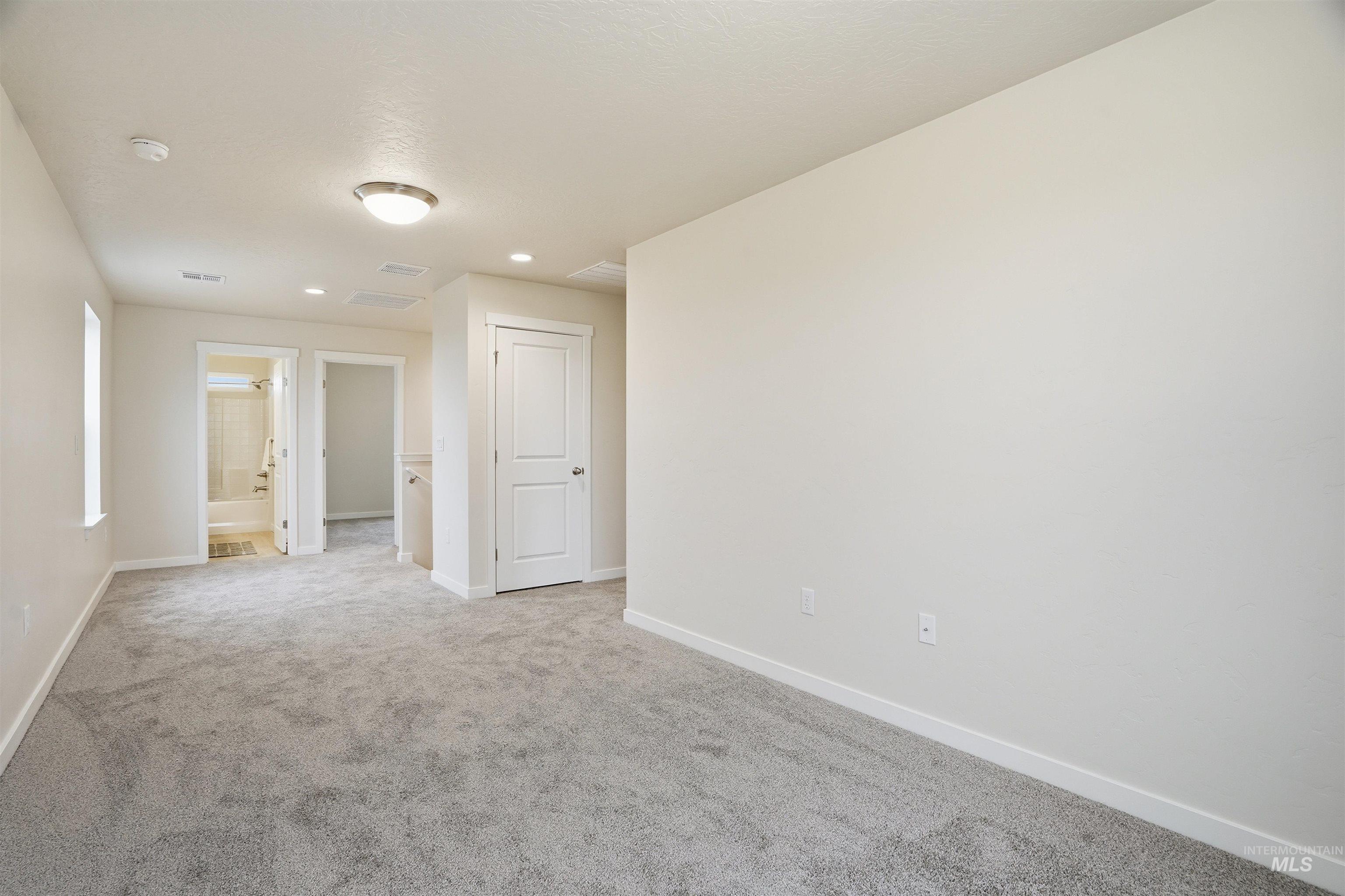 17549 Moon Ridge Pl, Nampa, Idaho 83687, 3 Bedrooms, 2.5 Bathrooms, Residential For Sale, Price $370,990, 98976516