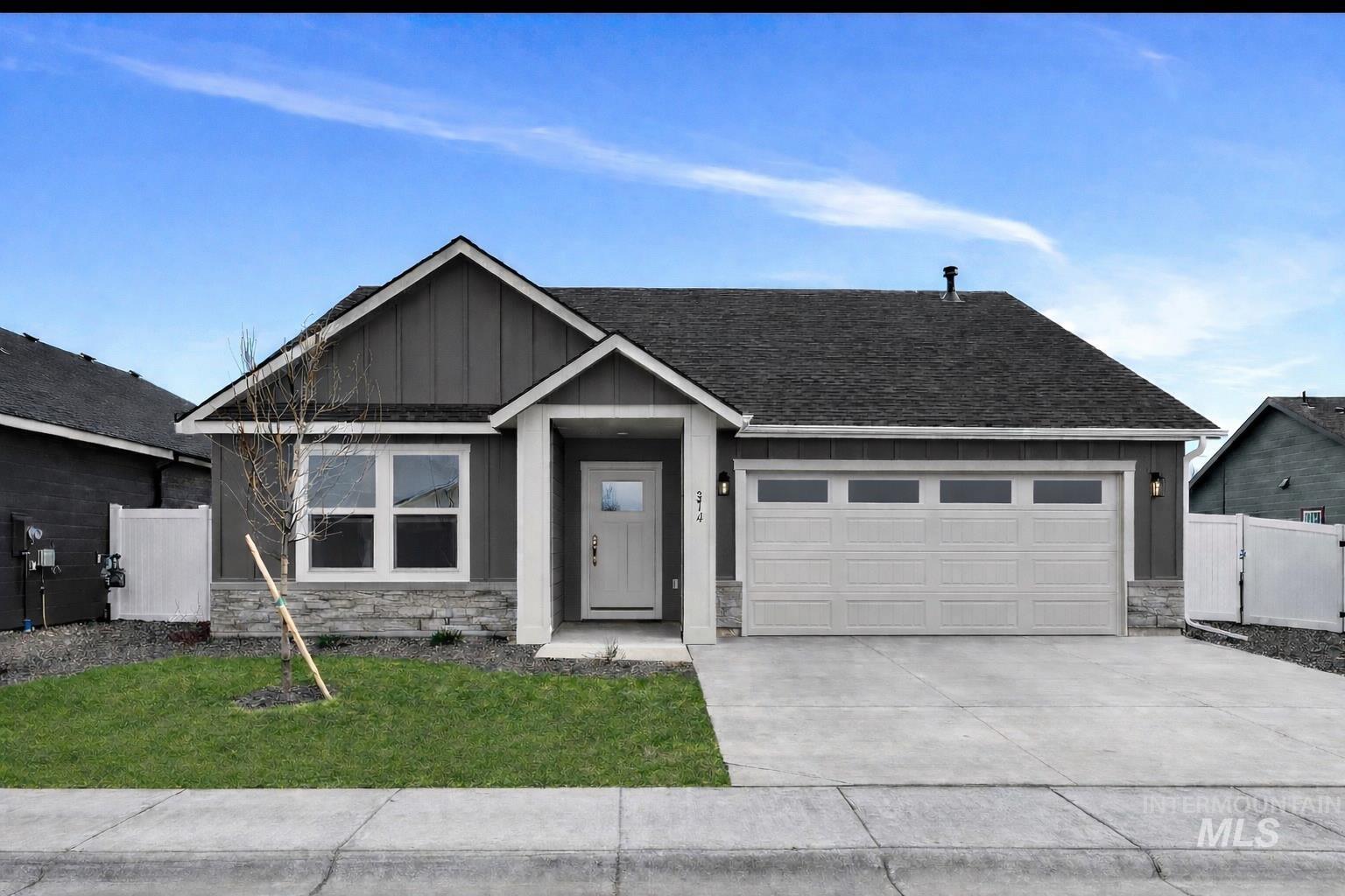 320 N 11th St, Parma, Idaho 83660, 3 Bedrooms, 2 Bathrooms, Residential For Sale, Price $344,000, 98976522
