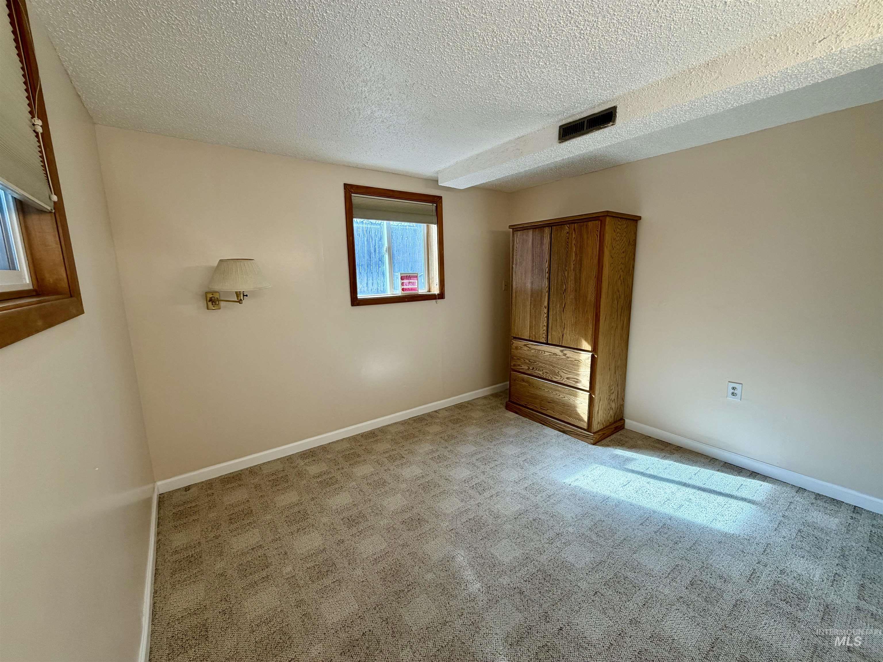 2253 Bellevue Drive, Clarkston, Washington 99403, 4 Bedrooms, 2 Bathrooms, Residential For Sale, Price $429,900, 98976523